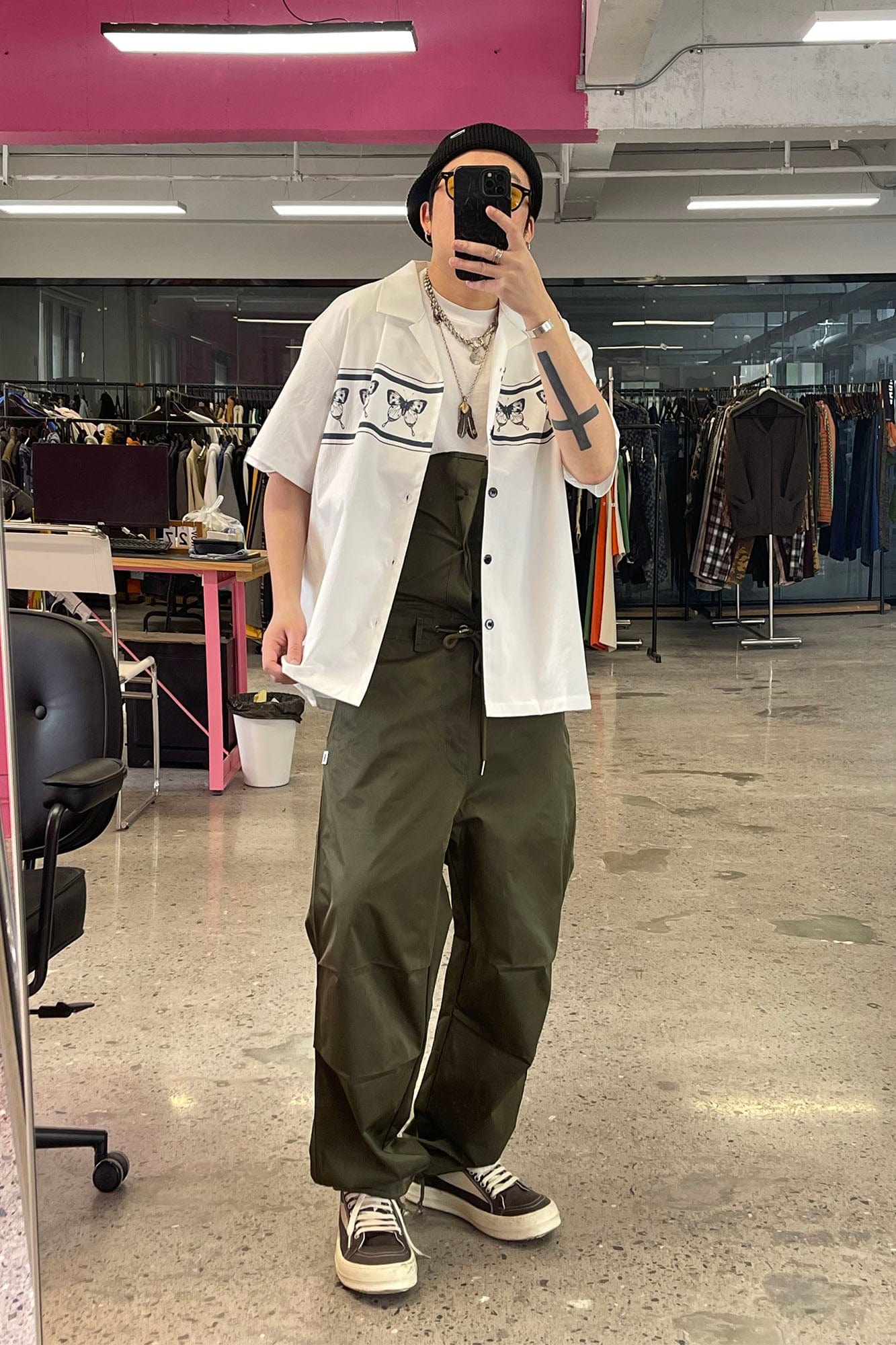 ME DA IGUAL Layered Fold-Over Straight-Leg Pants, premium urban and streetwear designers apparel on PROJECTISR.com, ME DA IGUAL