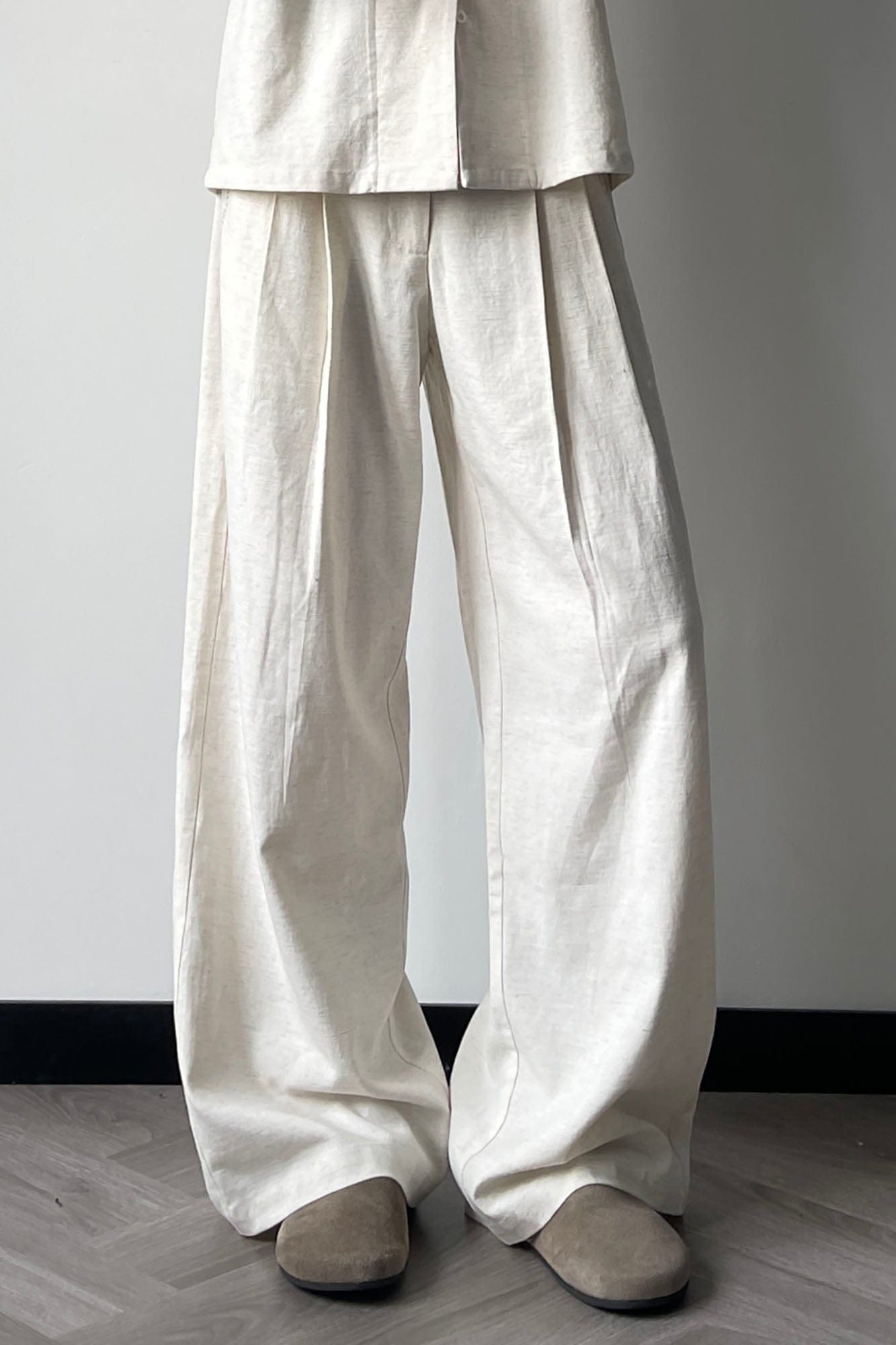 OKAYTHXBYE Pleated Linen-Blend Wide-Leg Trousers