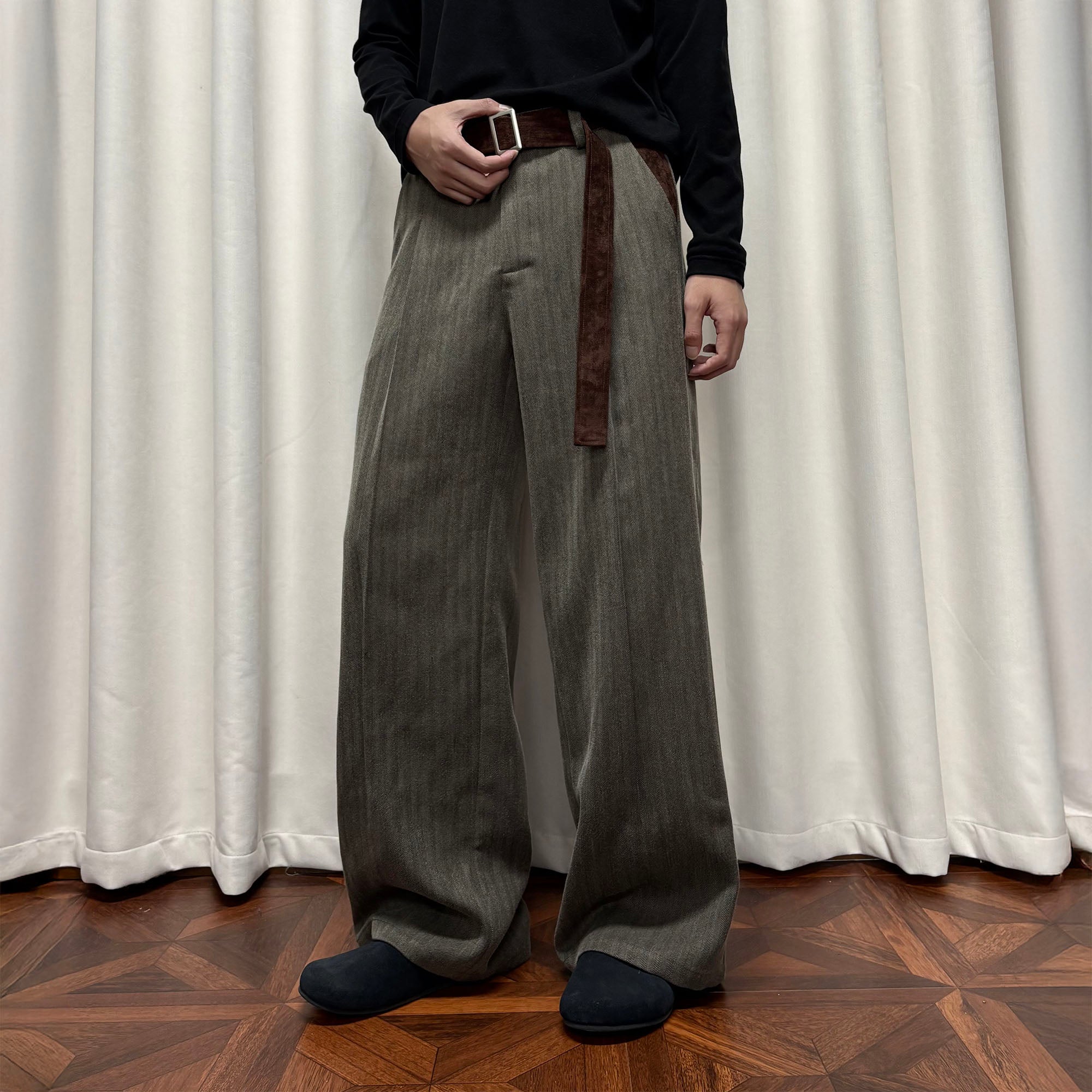 KREATE Suede Belt Striped Pleat Trousers