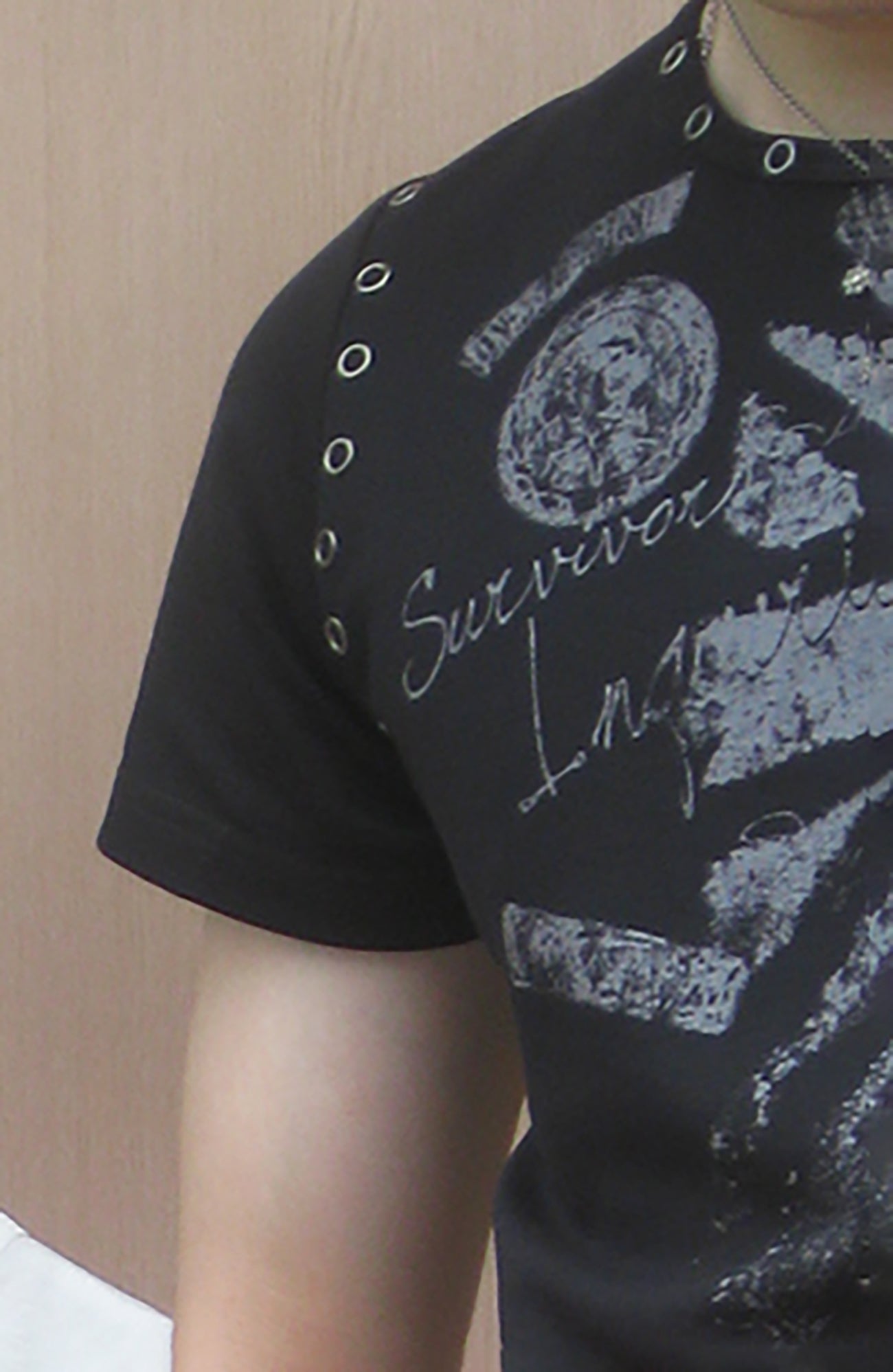 SADSOUP Grommet Graphic Slim Tee