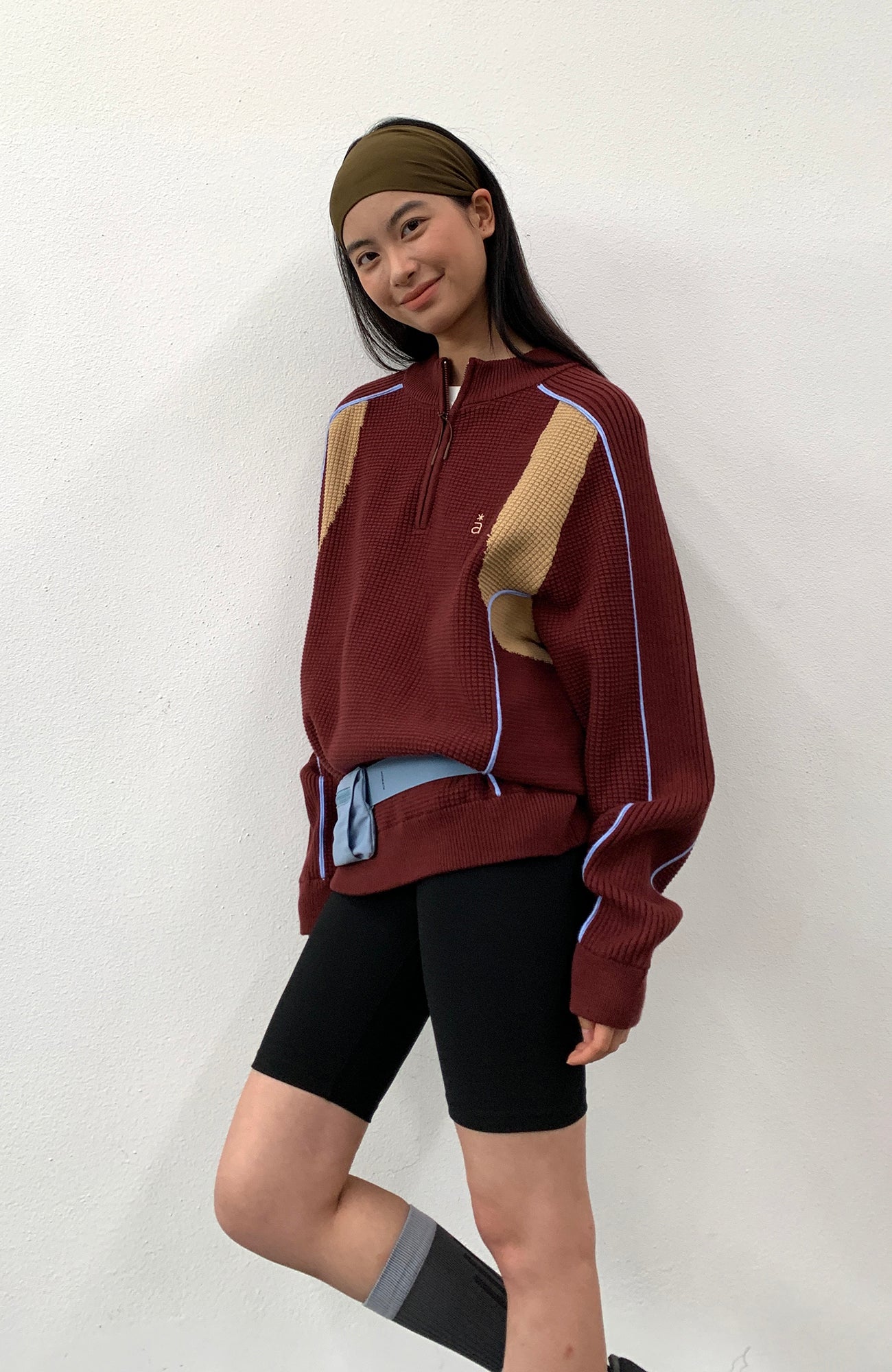 ROARINGWILD A ARCH Contrast Panel Raglan Half-Zip Sweater