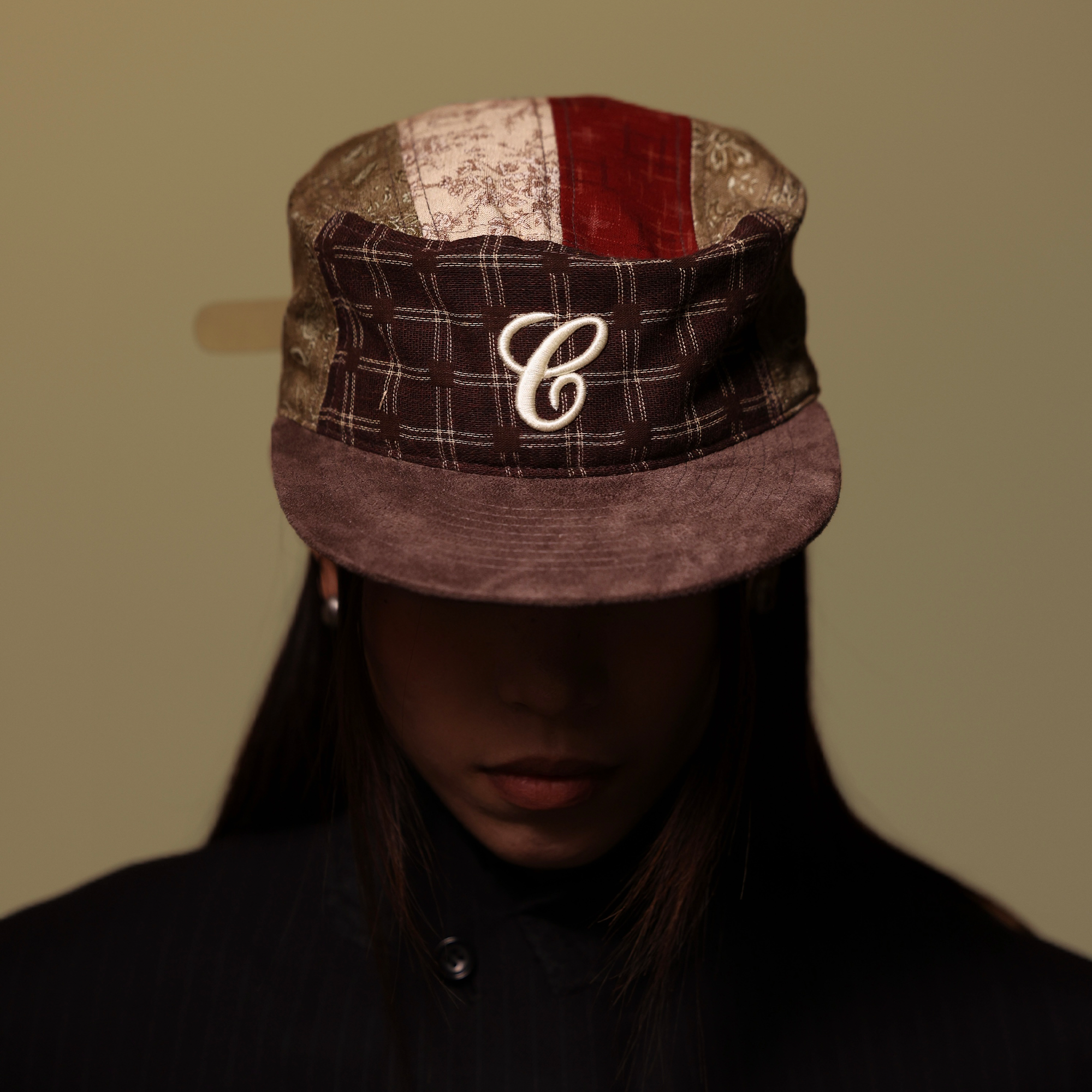 6CRAYON Retro Patchwork Embroidered Flat-Brim Baseball Cap