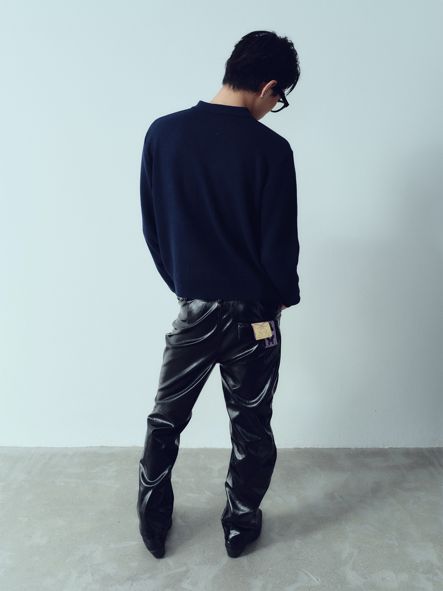 KADAKADA Glossy PU Straight-Leg Pants
