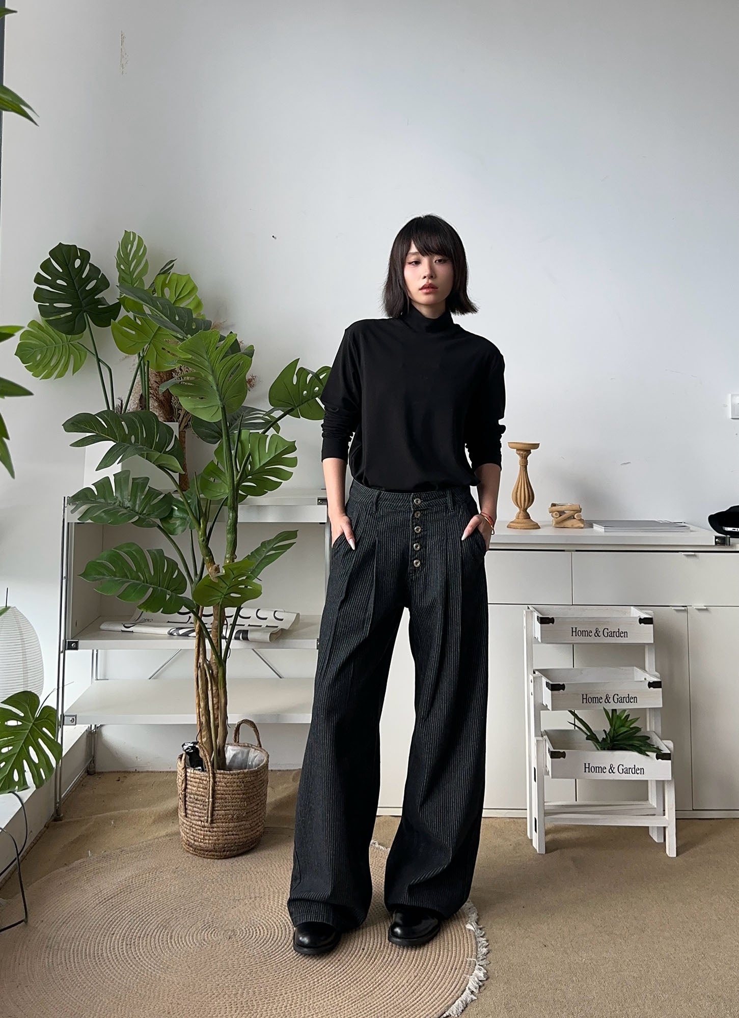 OKAYTHXBYE Classic Pleated Wide-Leg Jeans