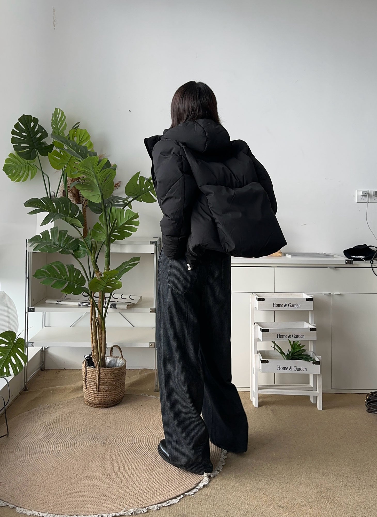 OKAYTHXBYE Classic Pleated Wide-Leg Jeans