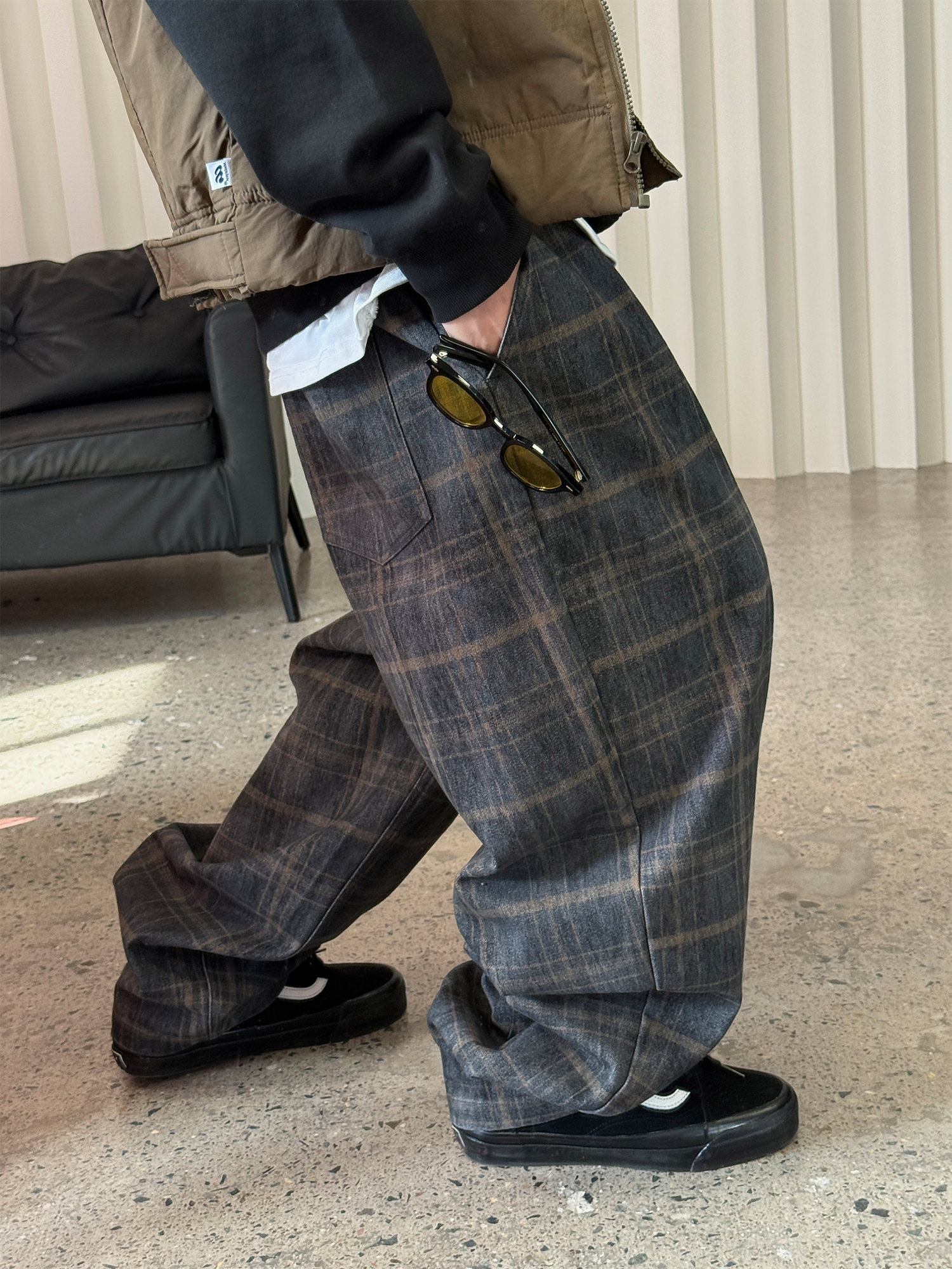 ME DA IGUAL Washed Plaid Tappered Pants Coffee