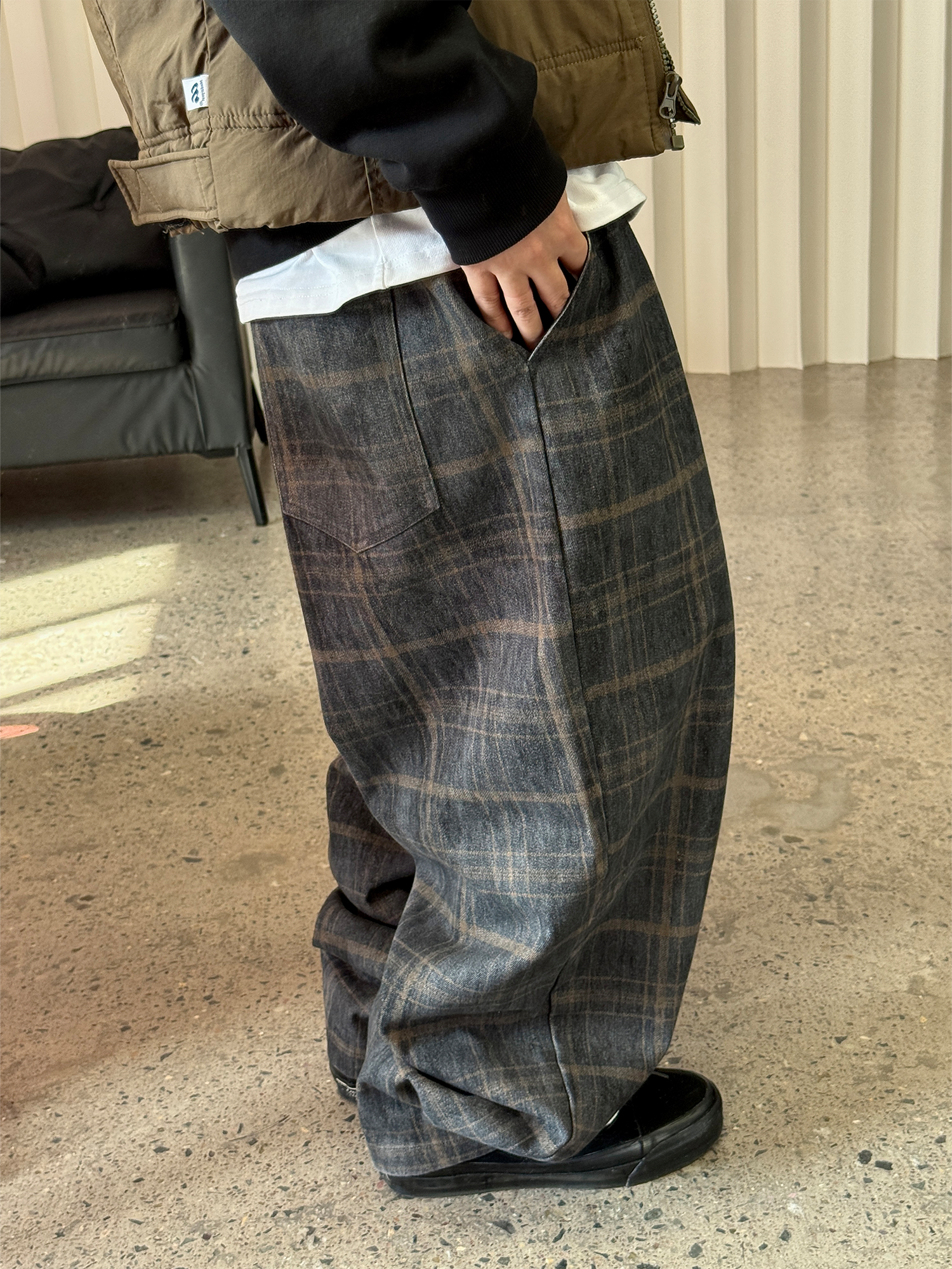 ME DA IGUAL Washed Plaid Tappered Pants Coffee