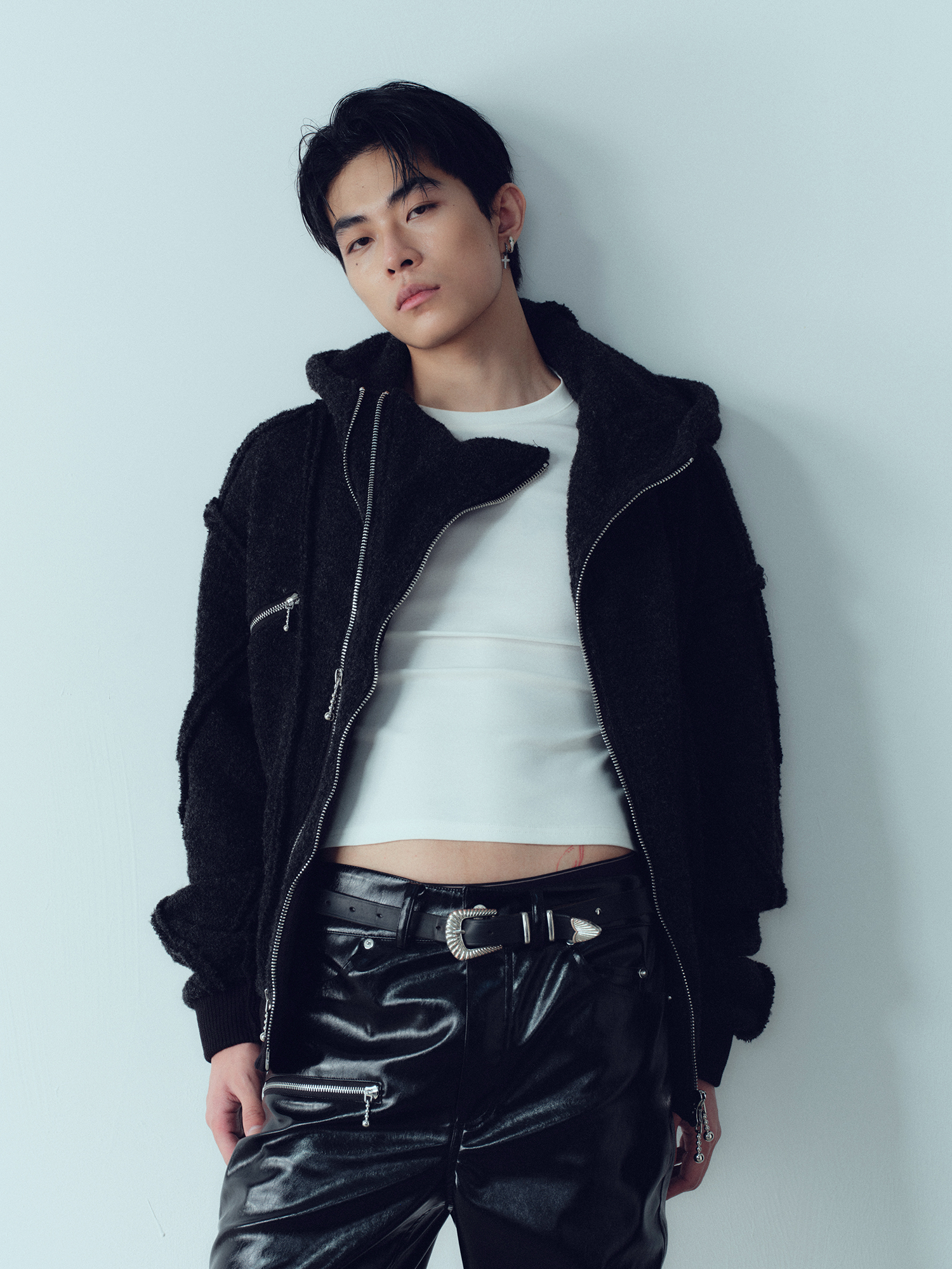 KADAKADA Wooly Raw-Stitch Panel Hooded Jacket