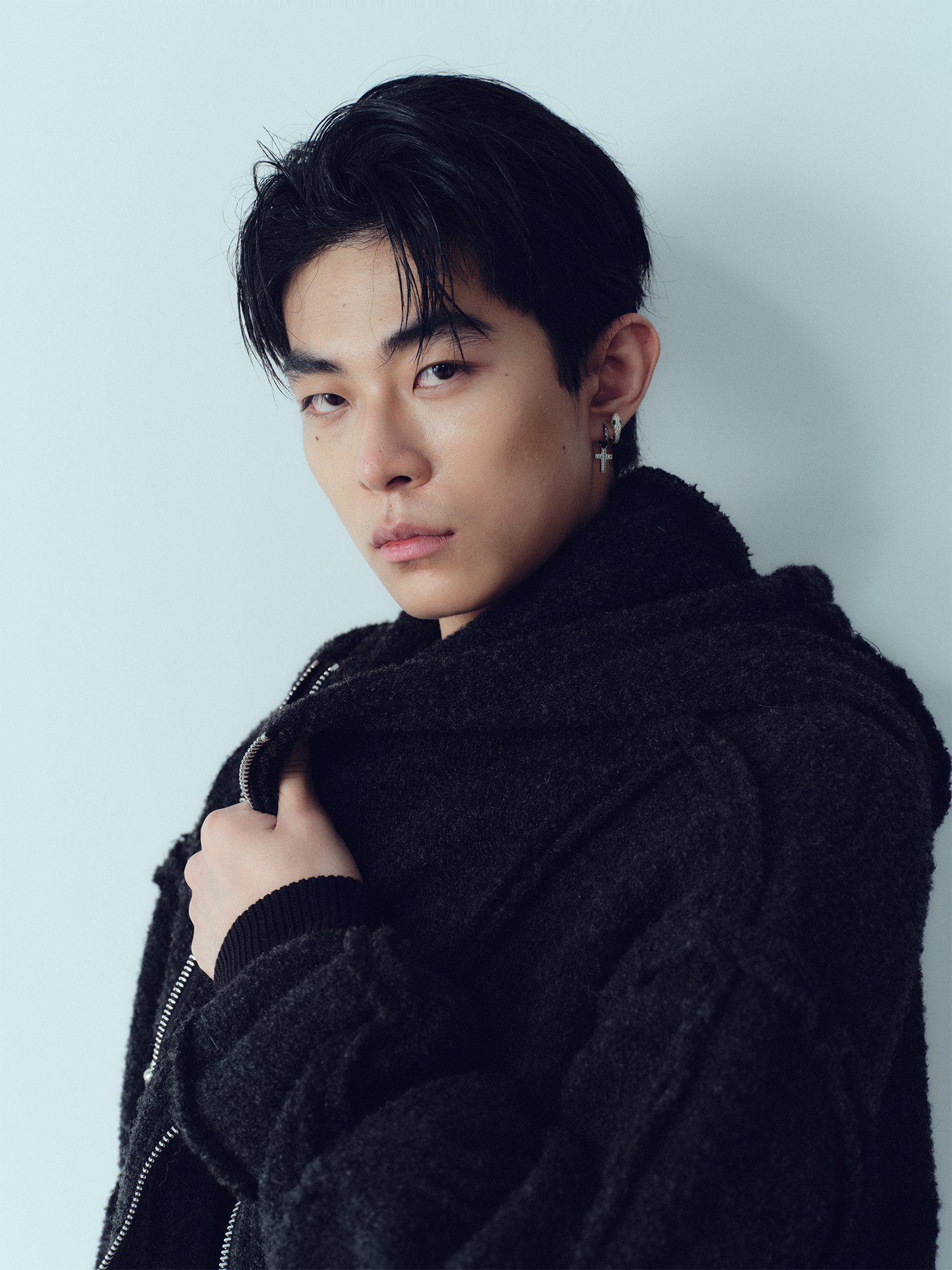 KADAKADA Wooly Raw-Stitch Panel Hooded Jacket