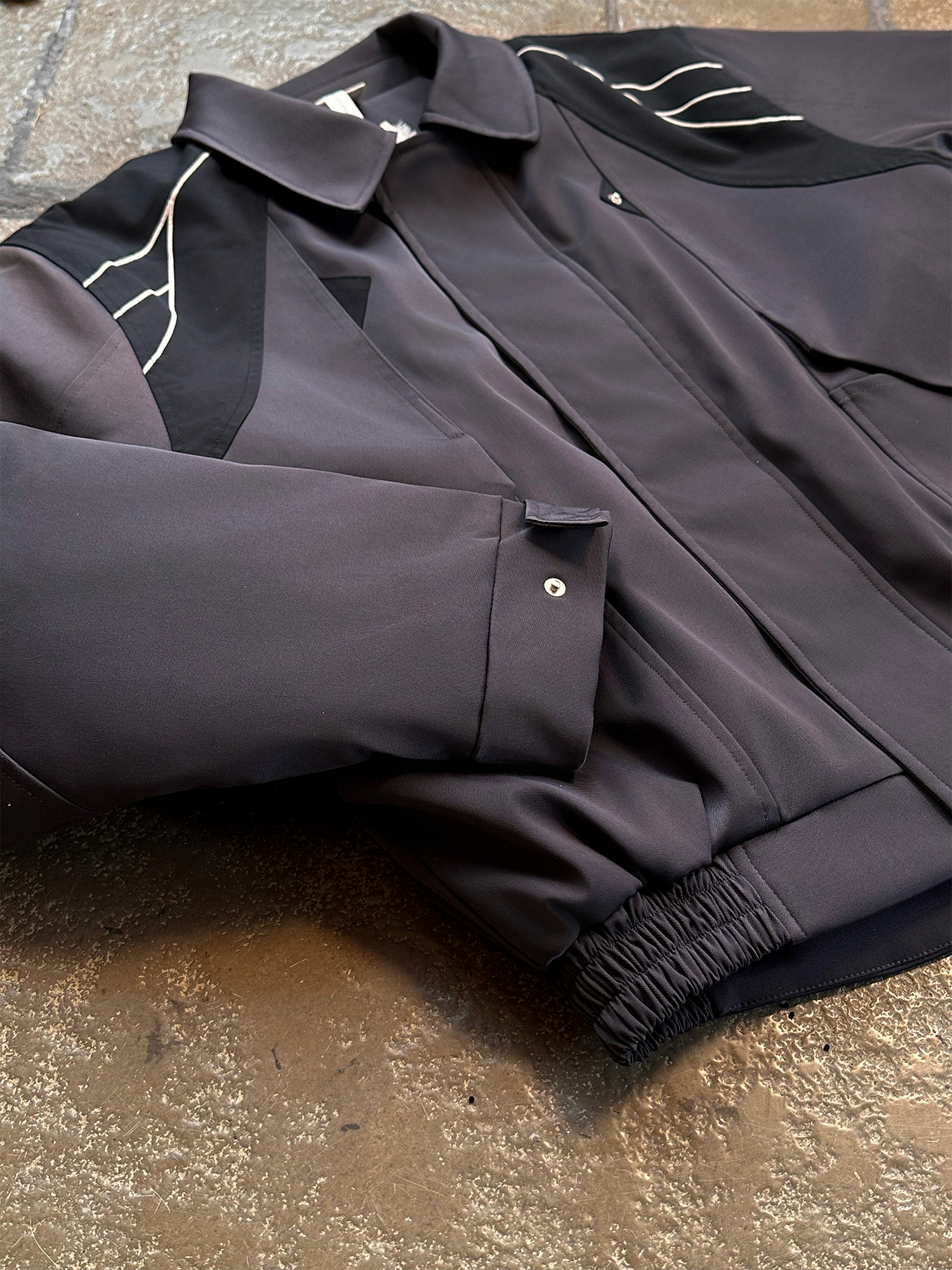 ESAIAS Satin Contrast Panel Puffer Jacket