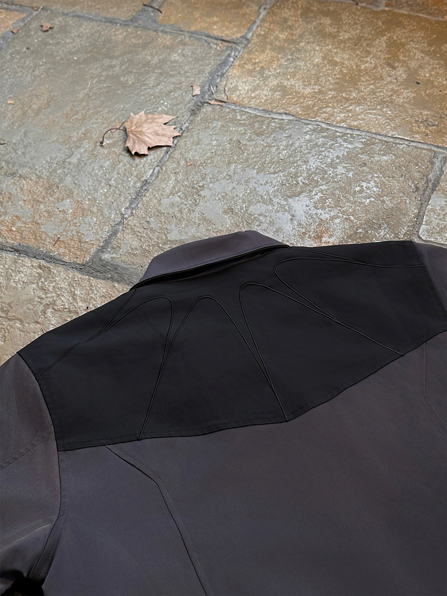 ESAIAS Satin Contrast Panel Puffer Jacket