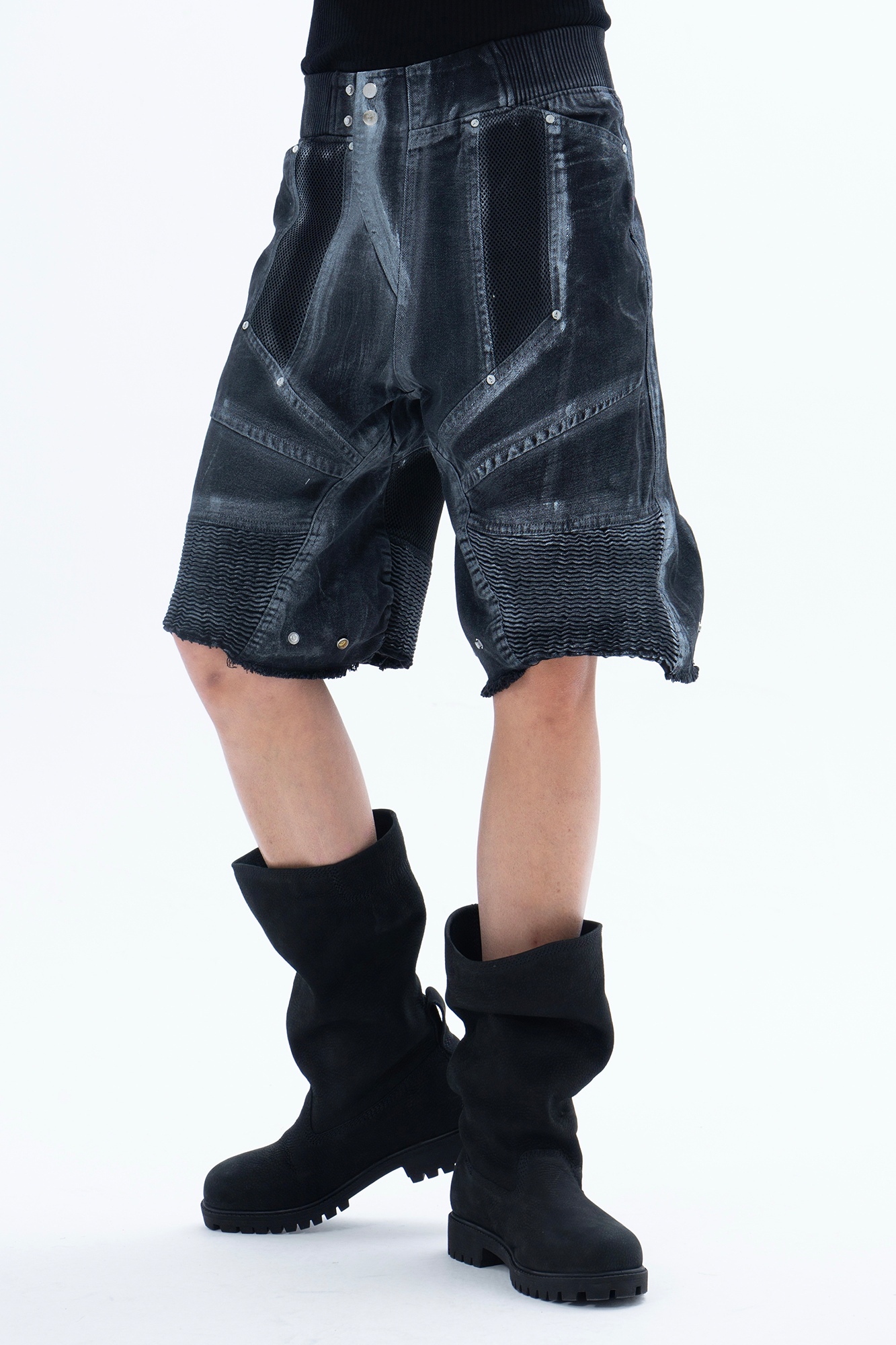 CLP Ribbed Paneled Wide-Leg Denim Shorts