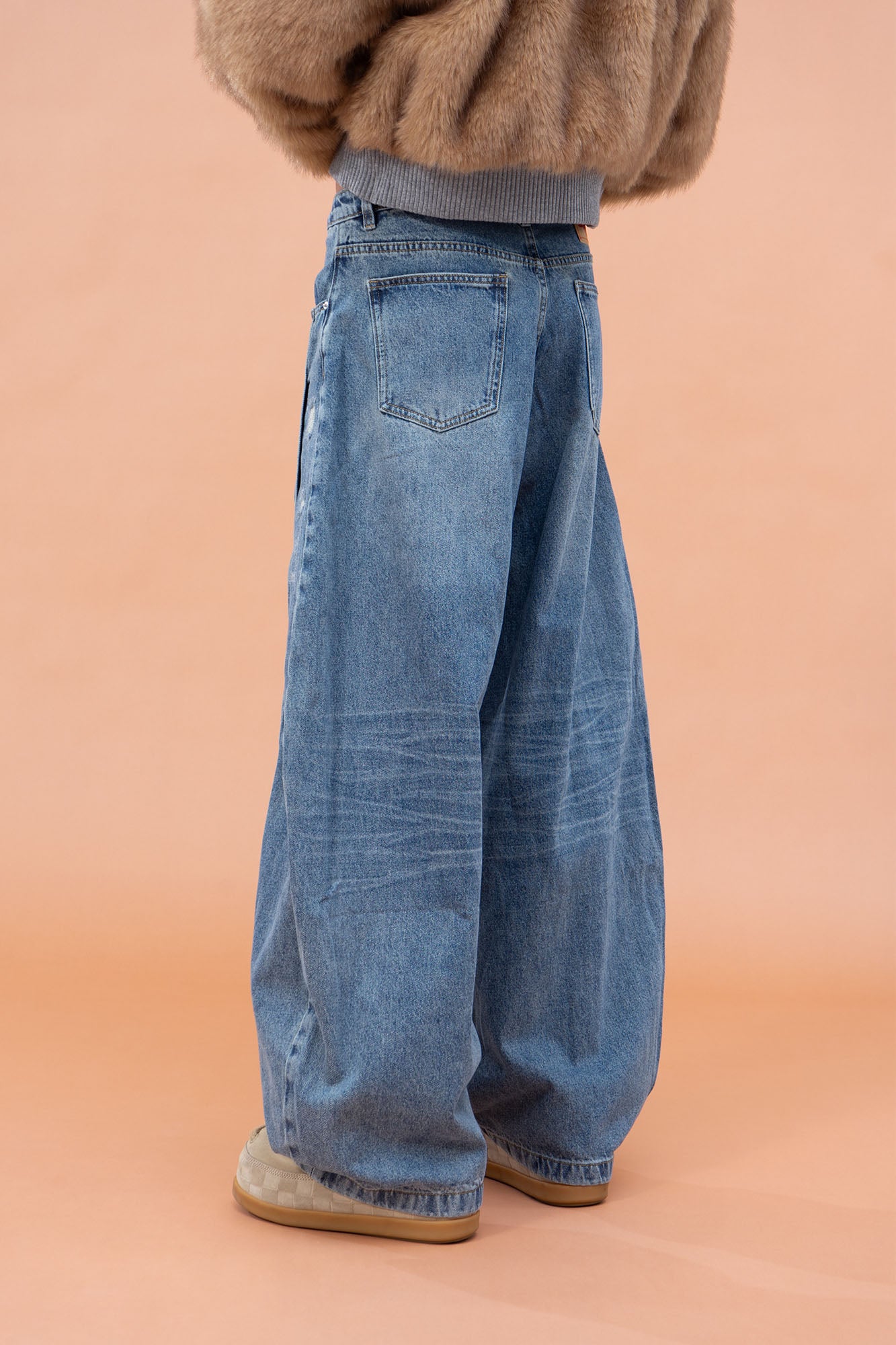 CLP Pleated Knee Wide-Leg Denim Pants