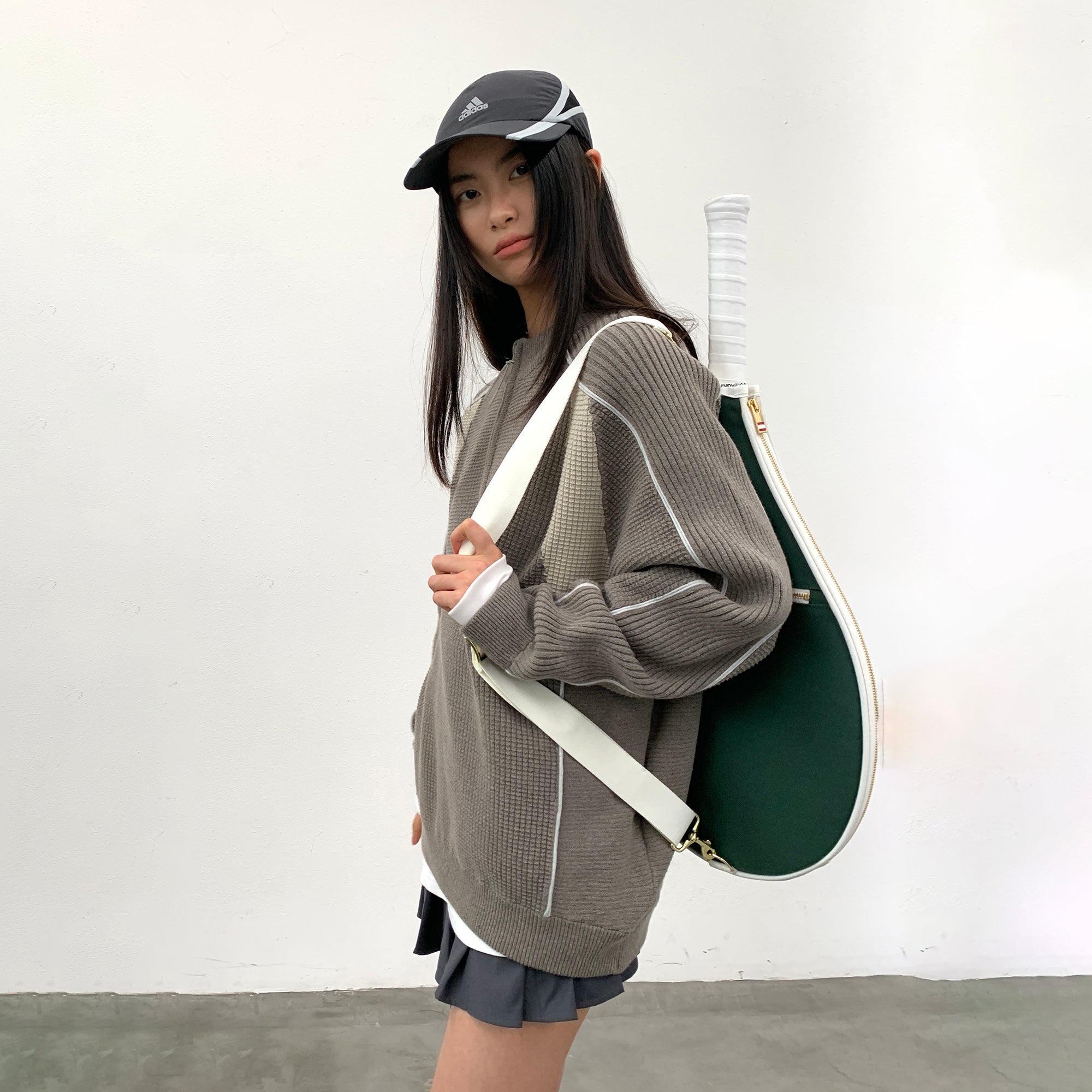 ROARINGWILD A ARCH Contrast Panel Raglan Half-Zip Sweater