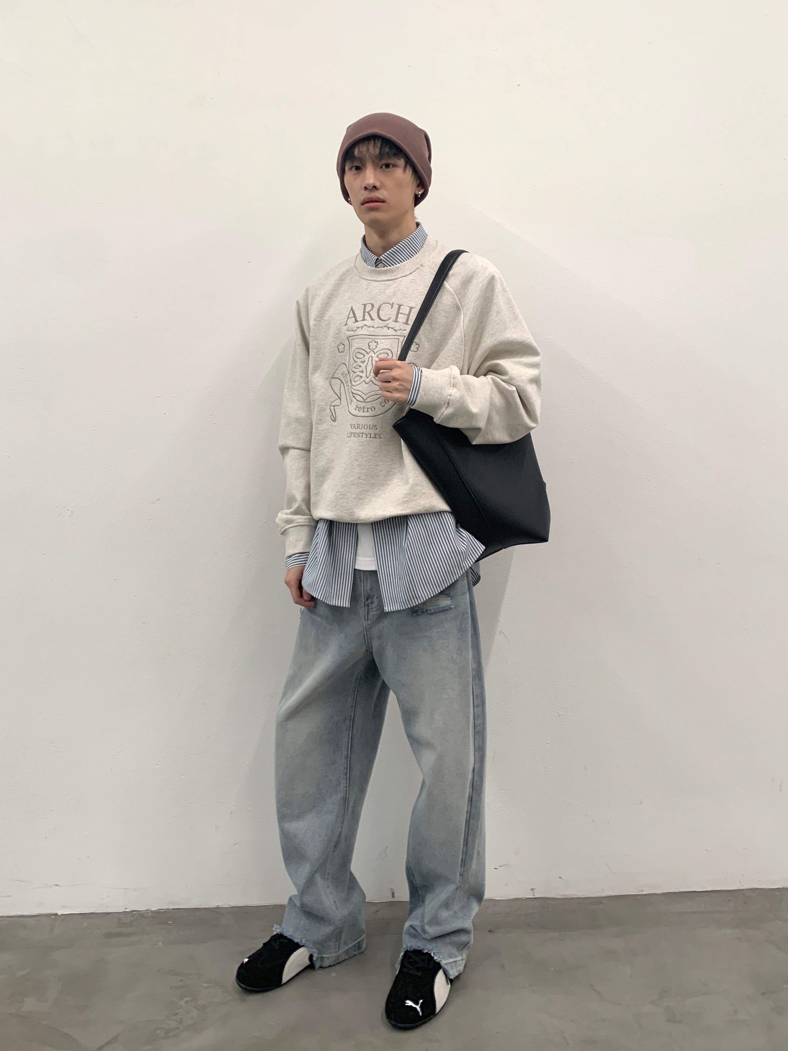 ROARINGWILD A ARCH Collegiate Loopback Raglan Sweatshirt