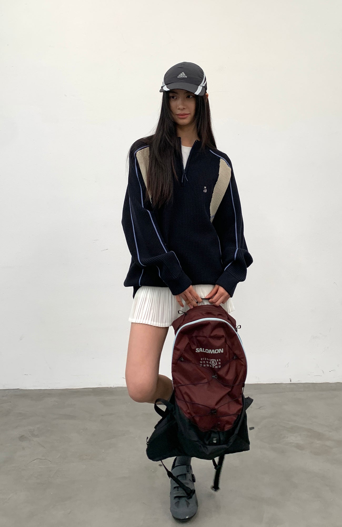 ROARINGWILD A ARCH Contrast Panel Raglan Half-Zip Sweater