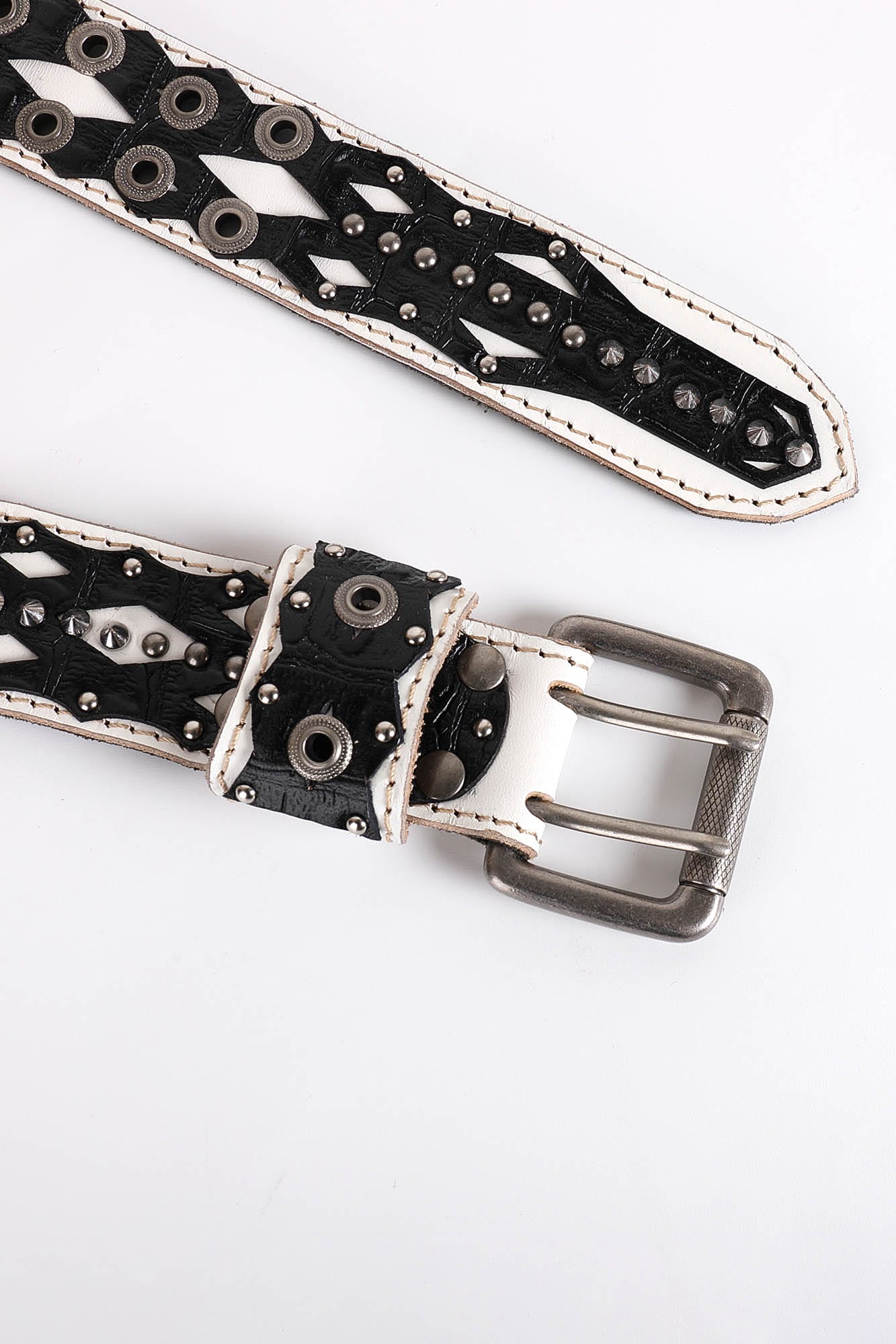 DND4DES Geometric Chain Studded Leather Belt