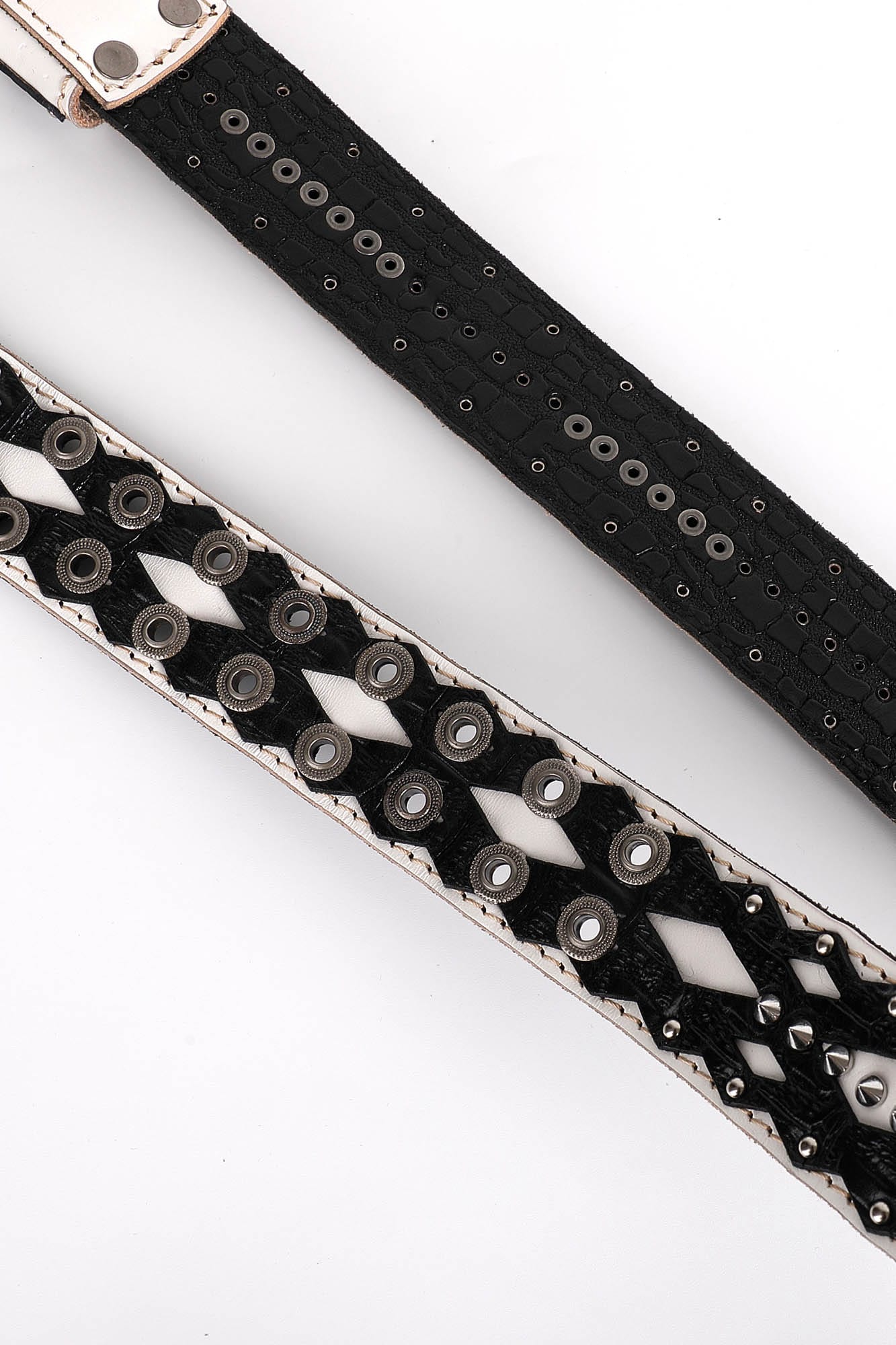 DND4DES Geometric Chain Studded Leather Belt