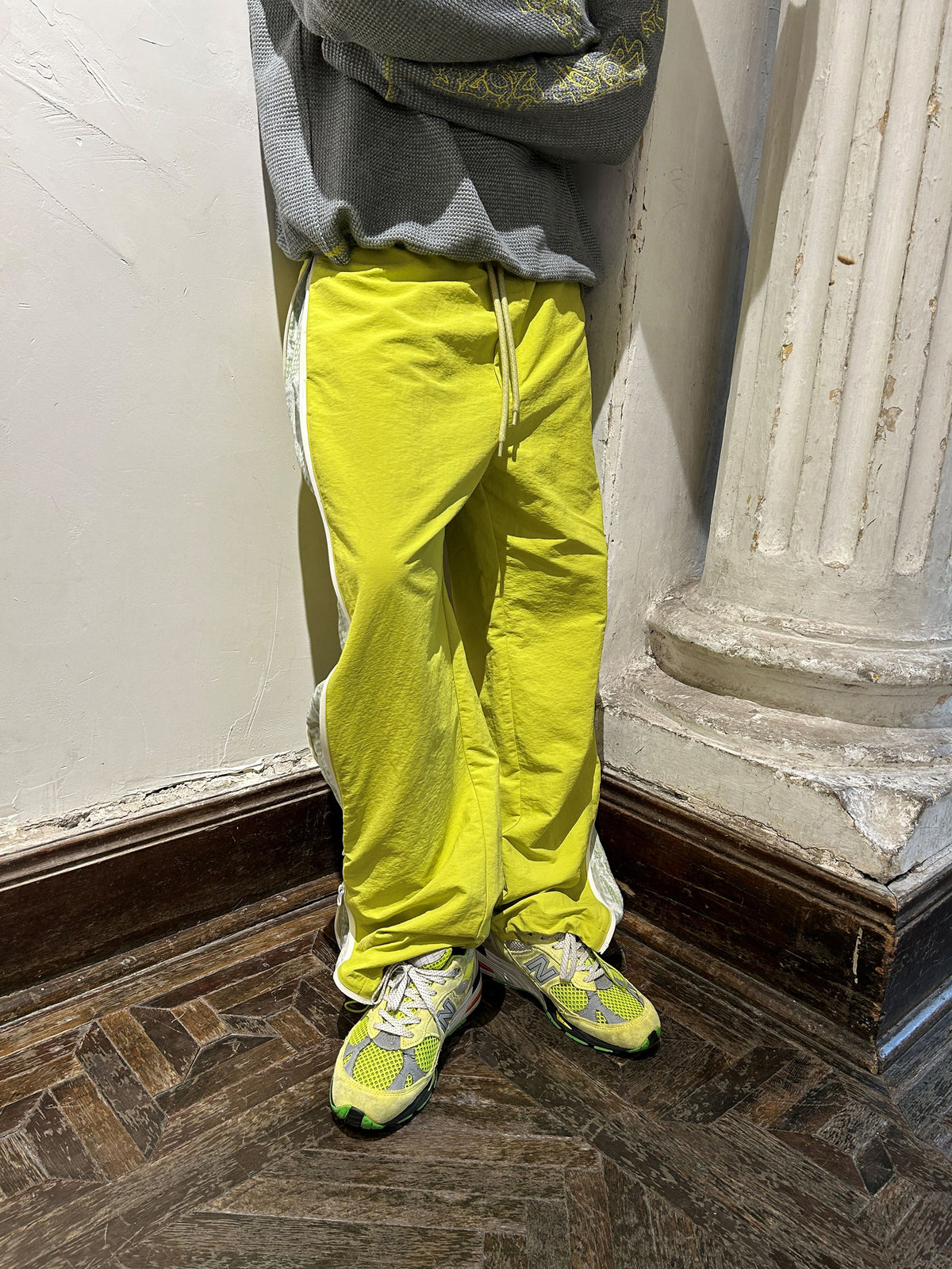 YANLI Fluorescent Mesh Waterproof Track Pants
