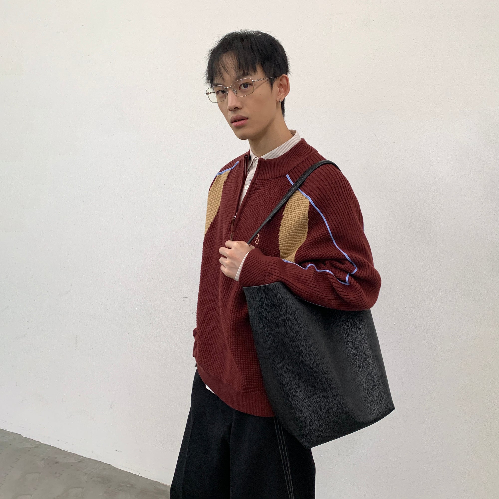 ROARINGWILD A ARCH Contrast Panel Raglan Half-Zip Sweater