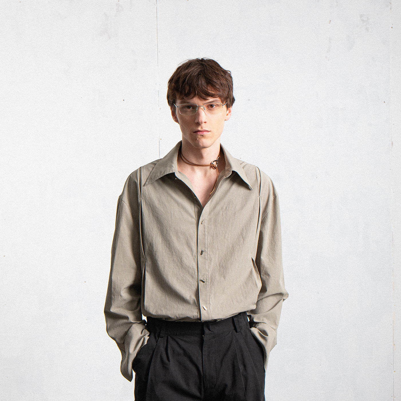 LEONSENSE Modern Pleated Shirt