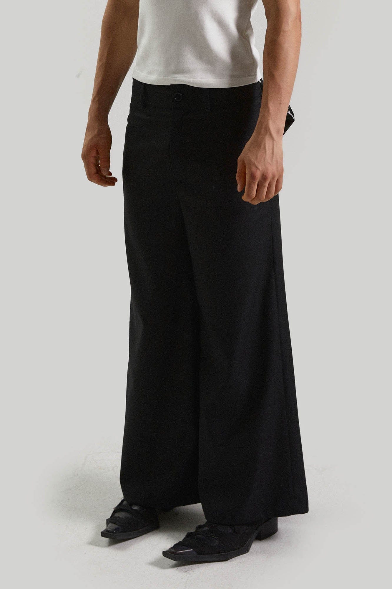 KADAKADA Detachable Bow Tie Wide-Leg Pants, premium urban and streetwear designers apparel on PROJECTISR.com, KADAKADA