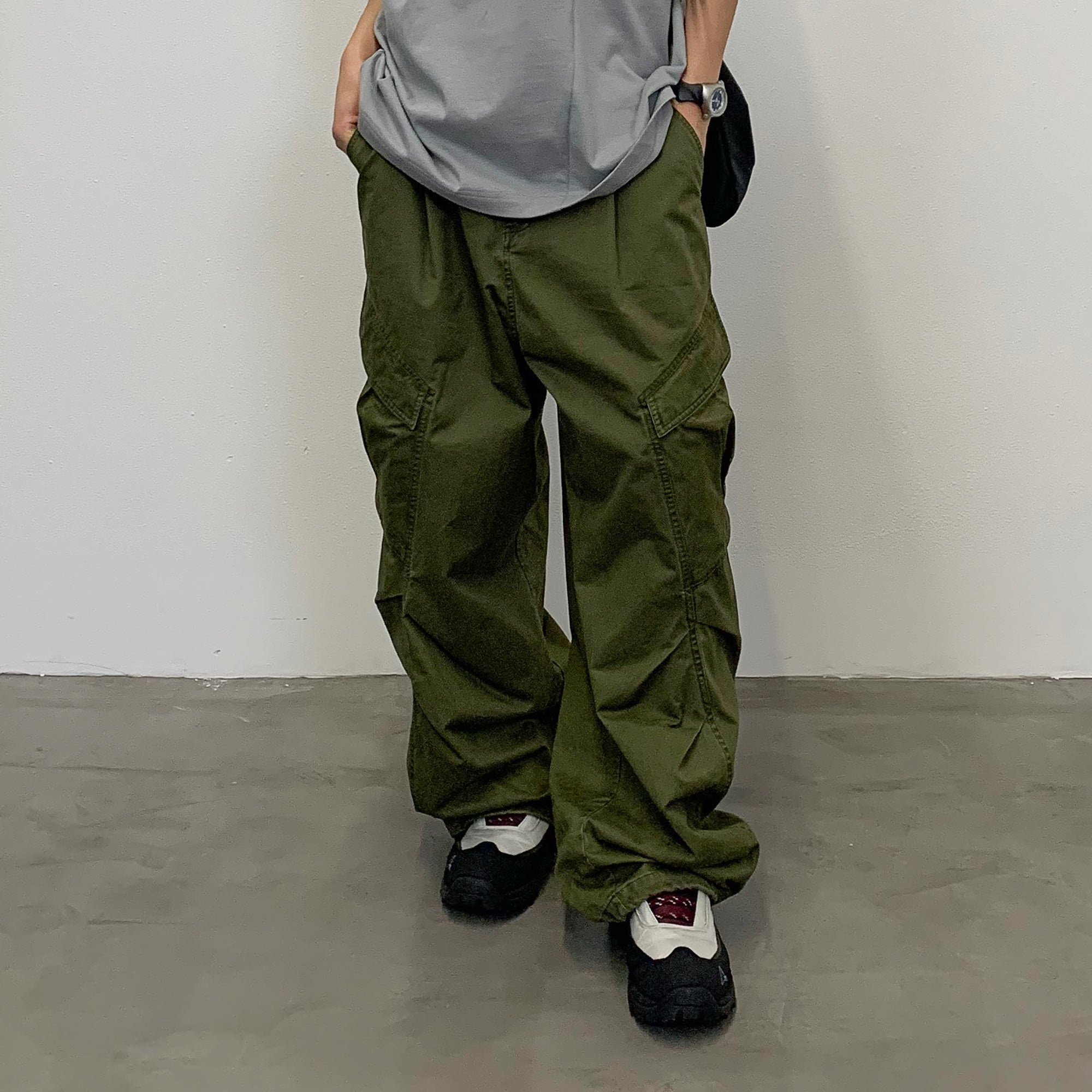 ROARINGWILD A ARCH Classic Utility Parachute Pants