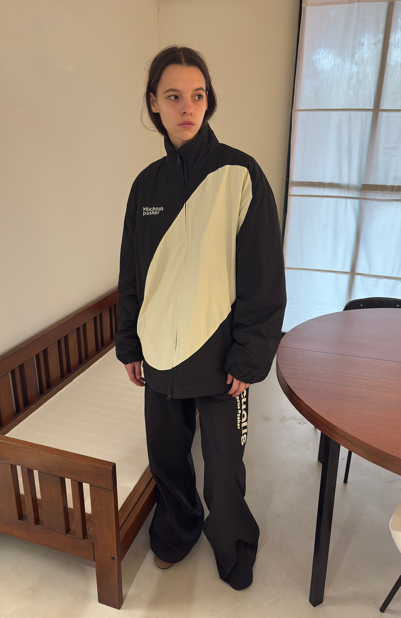 MIICHOUS Contrast Curved Paneled Padded Jacket