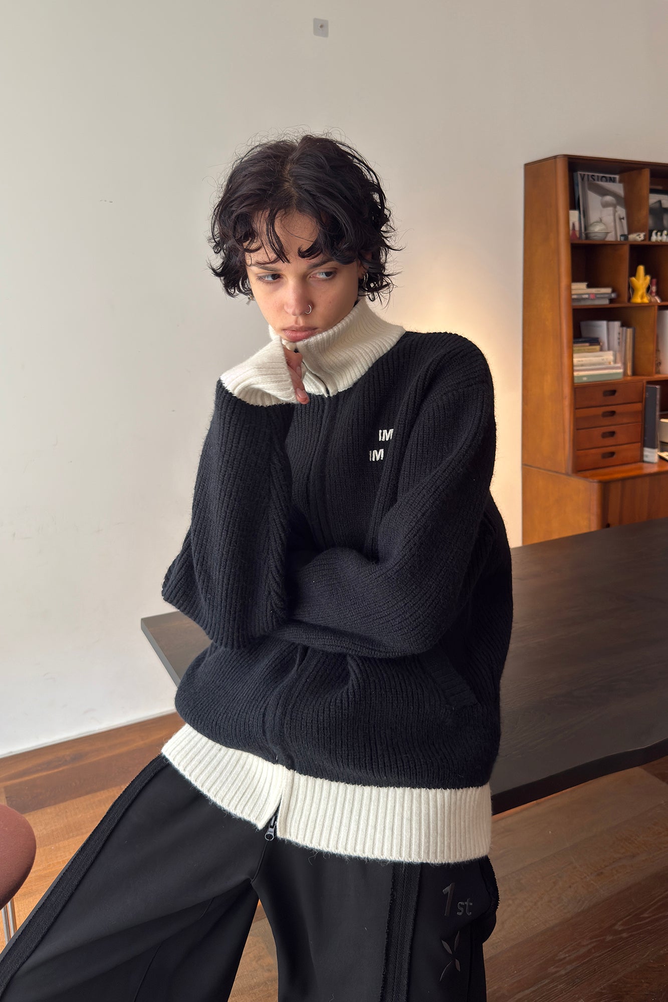 MIICHOUS Contrast Embroidered Turtle Neck Cardigan