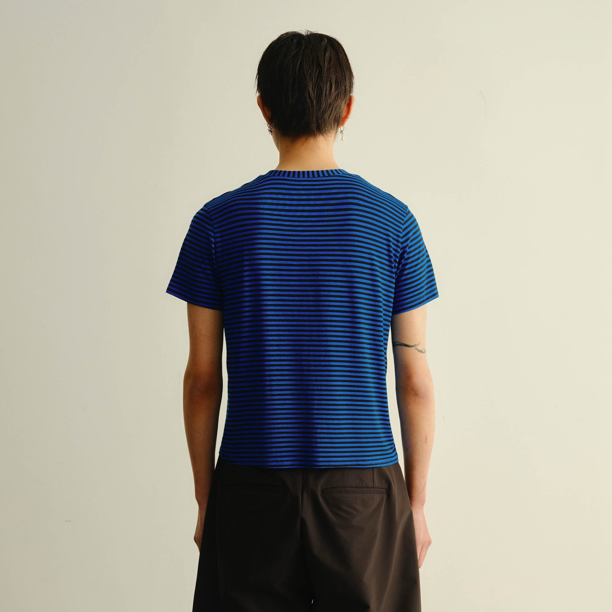 KADAKADA Striped Mountain Graphic Stretch T-Shirt