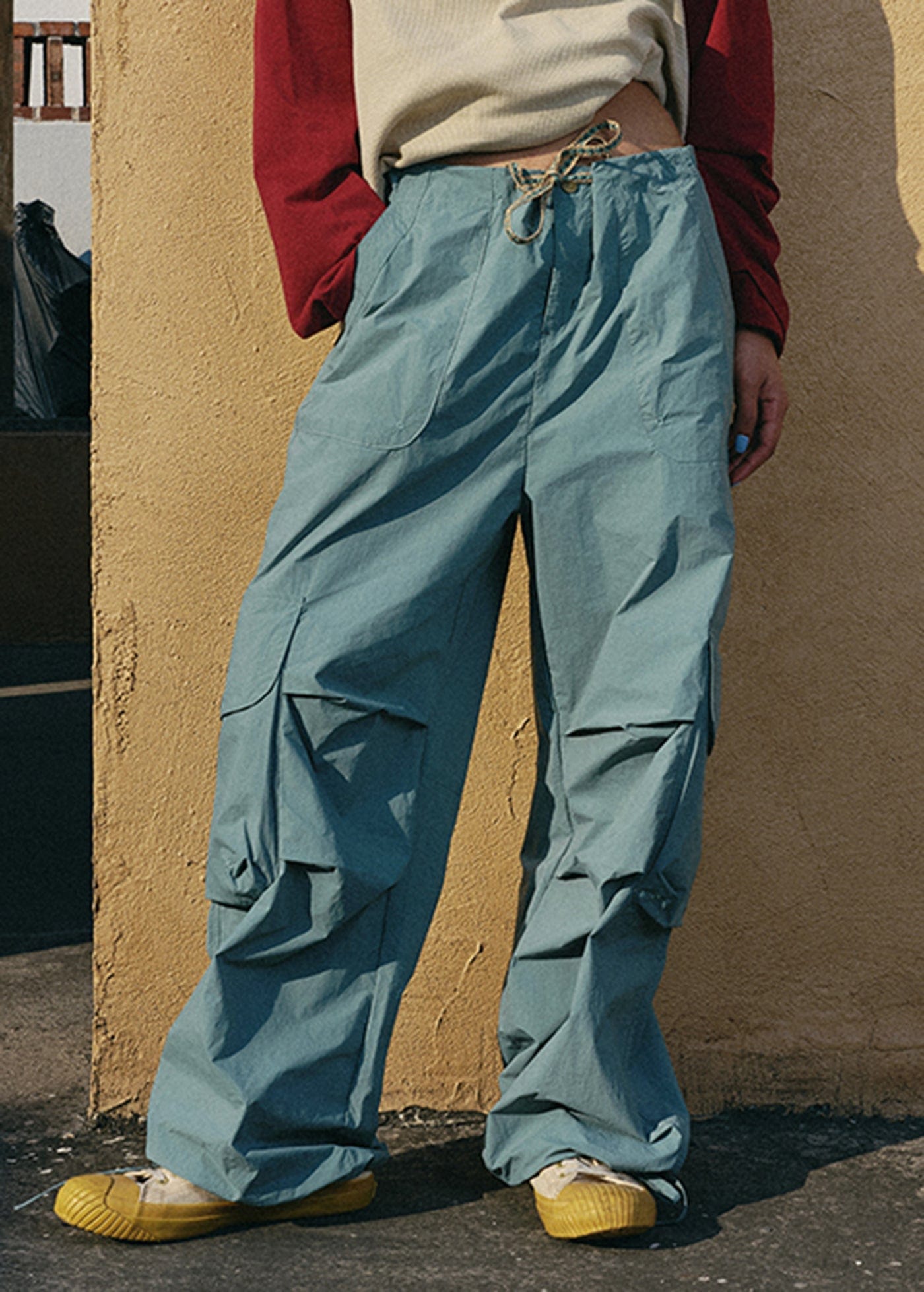 OSCILL Big-Pocket Parachute Pants