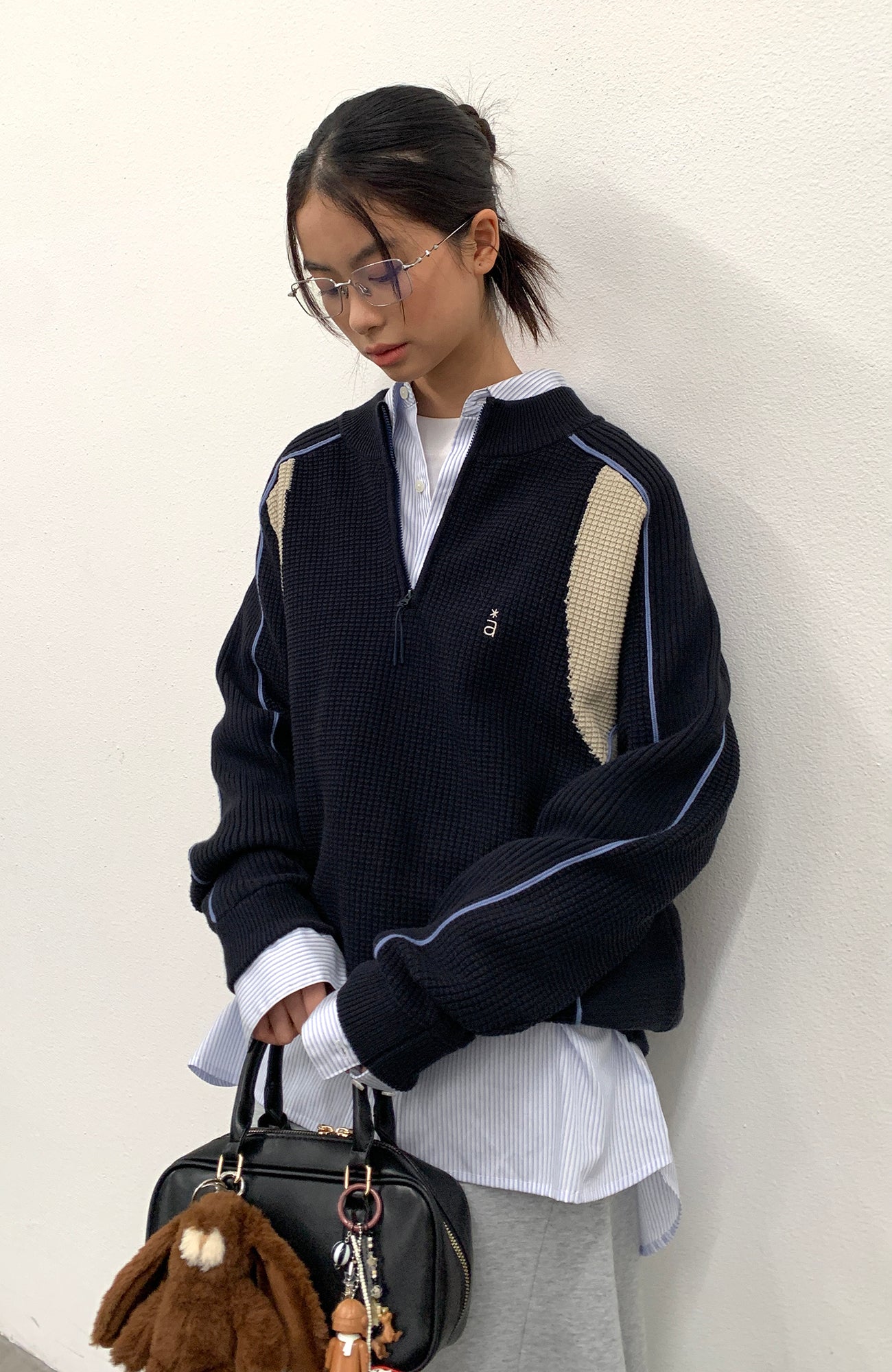 ROARINGWILD A ARCH Contrast Panel Raglan Half-Zip Sweater