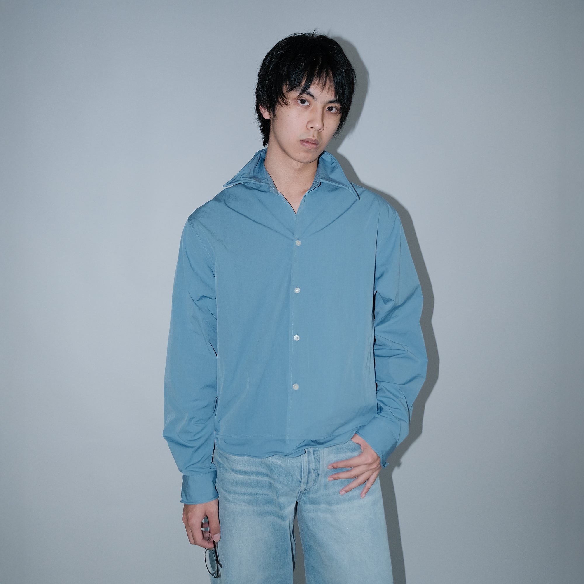 IN EXISTENCE Wired Formable Edge Layered Hem Shirt