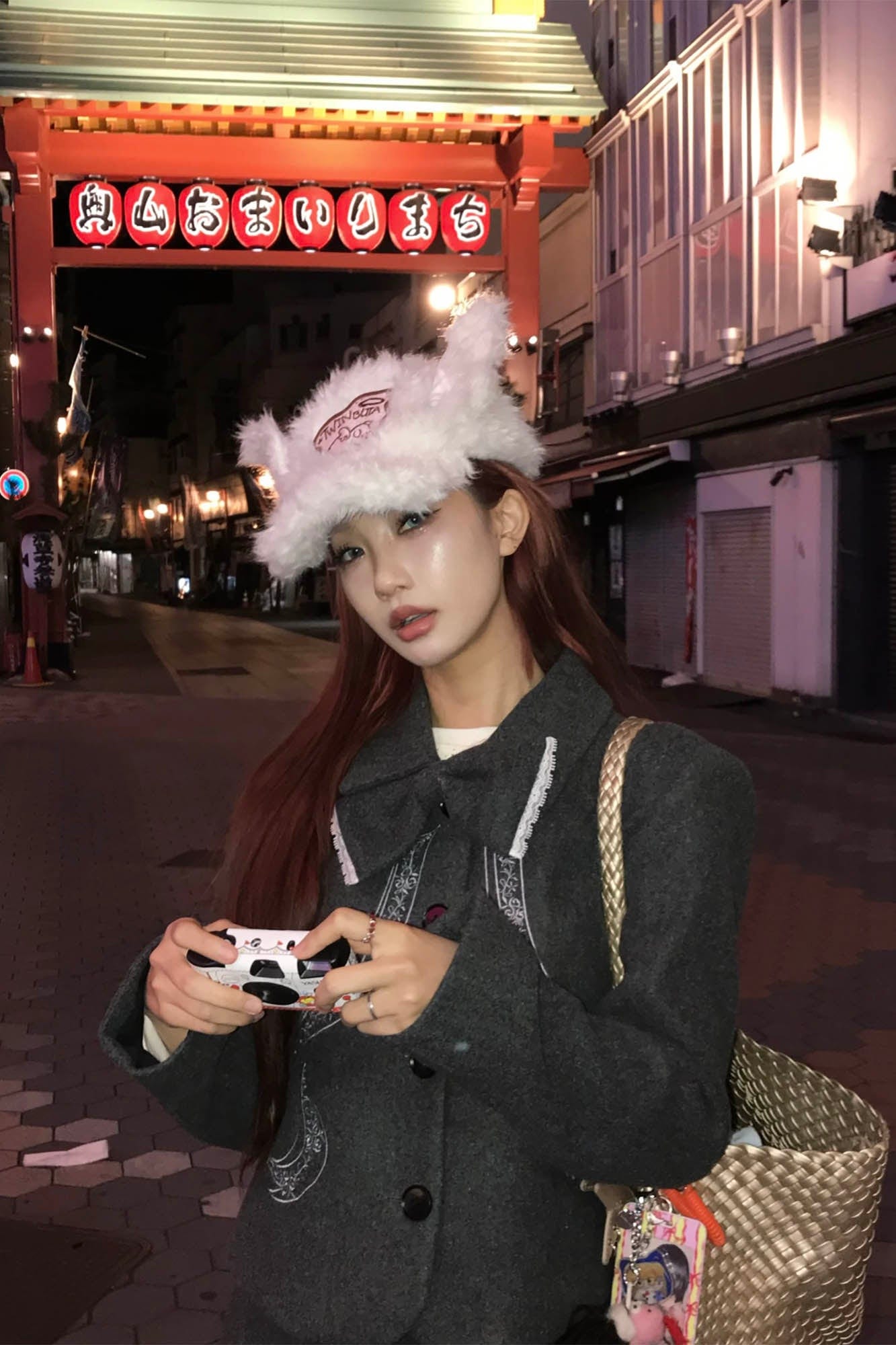 TWINBUTA Furry Ear Embroidered Cap White