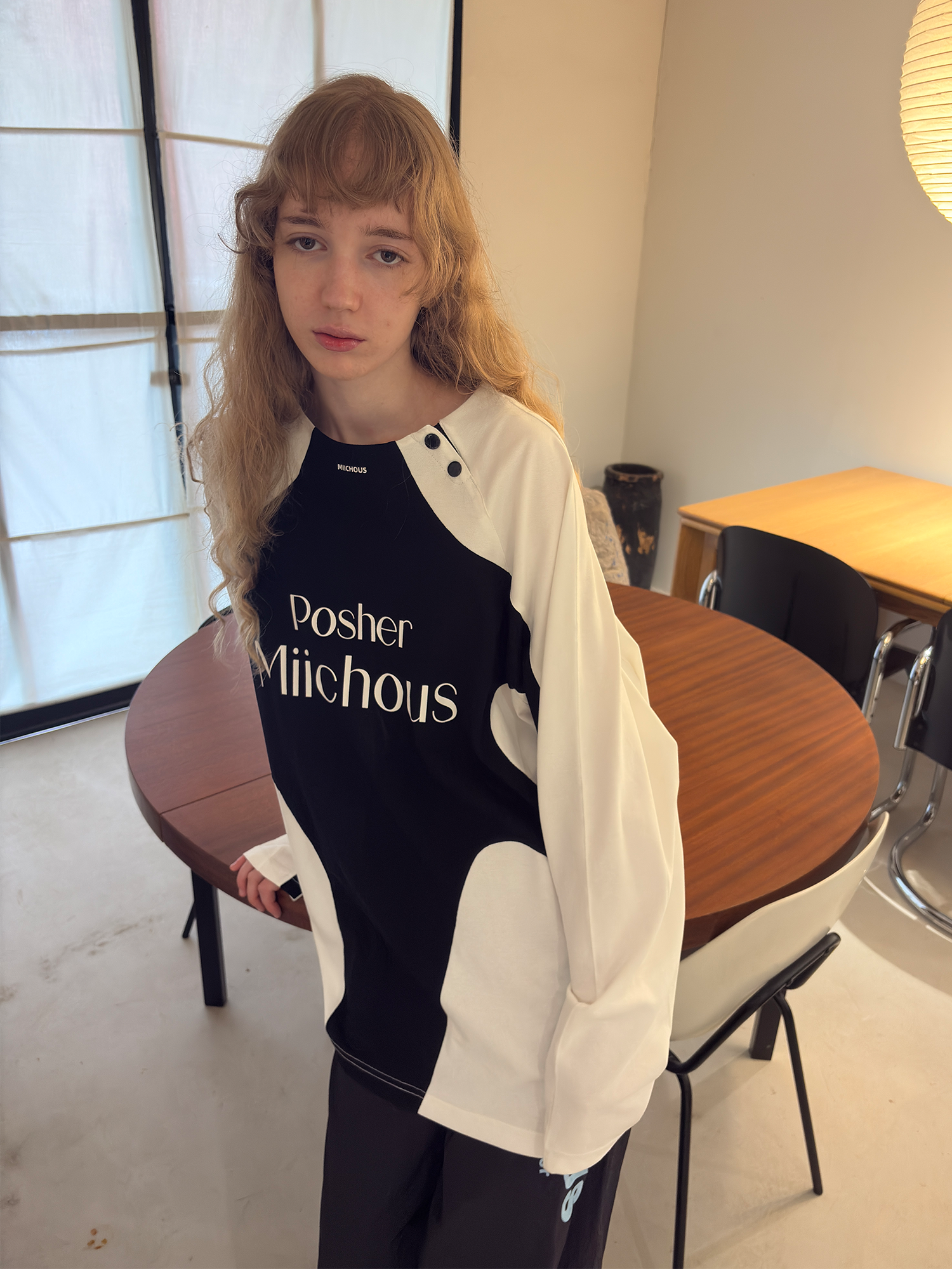 MIICHOUS Contrast Raglan Graphic Long-Sleeve Tee