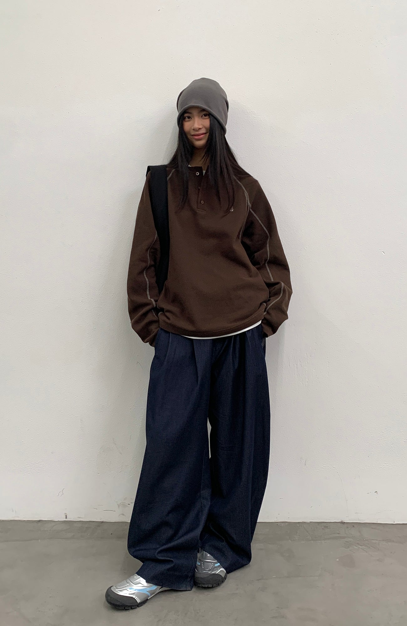 ROARINGWILD A ARCH Embroidered LOGO Draped Oversized Pants