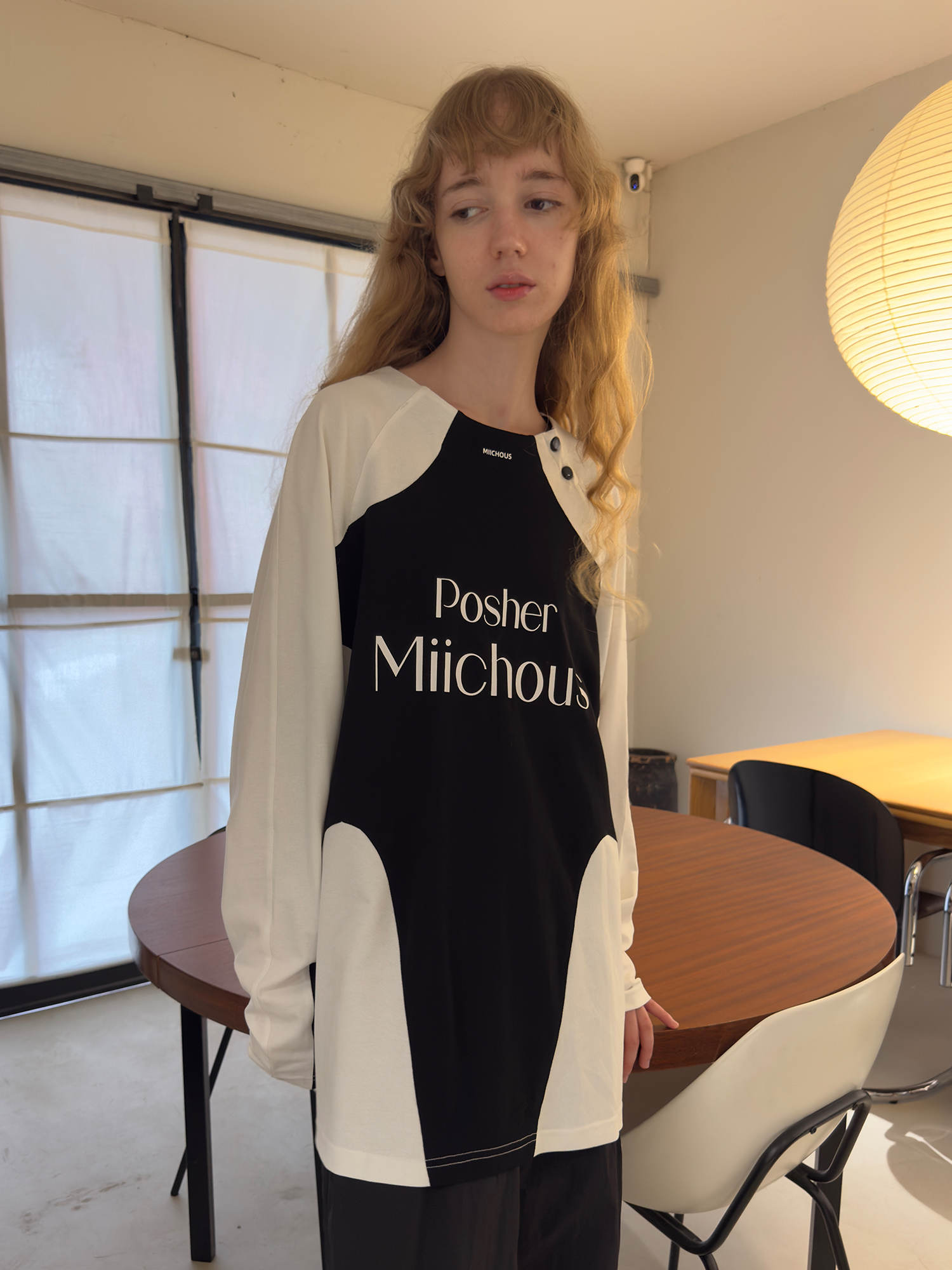 MIICHOUS Contrast Raglan Graphic Long-Sleeve Tee