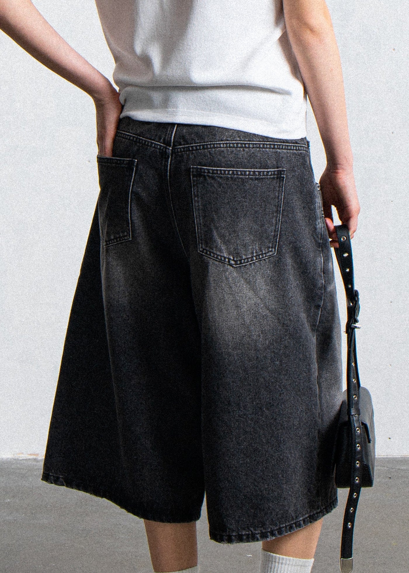 LEONSENSE Spliced Washed Oversized Jeans Shorts