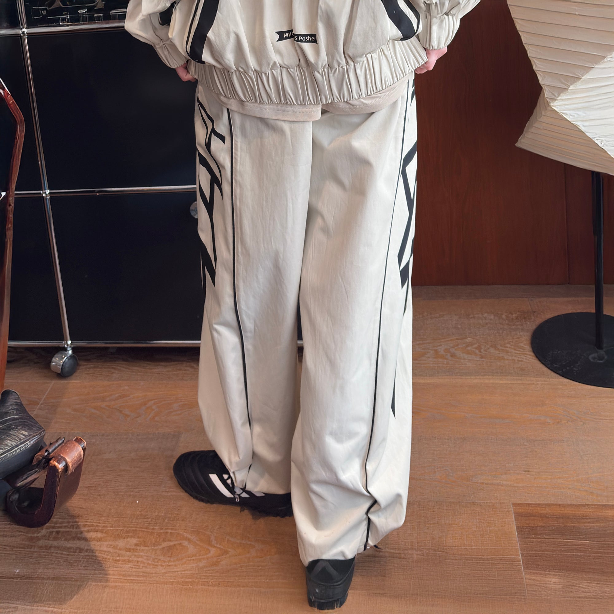 MIICHOUS Contrast Panel 3A Graphic Drawstring-Hem Track Pants
