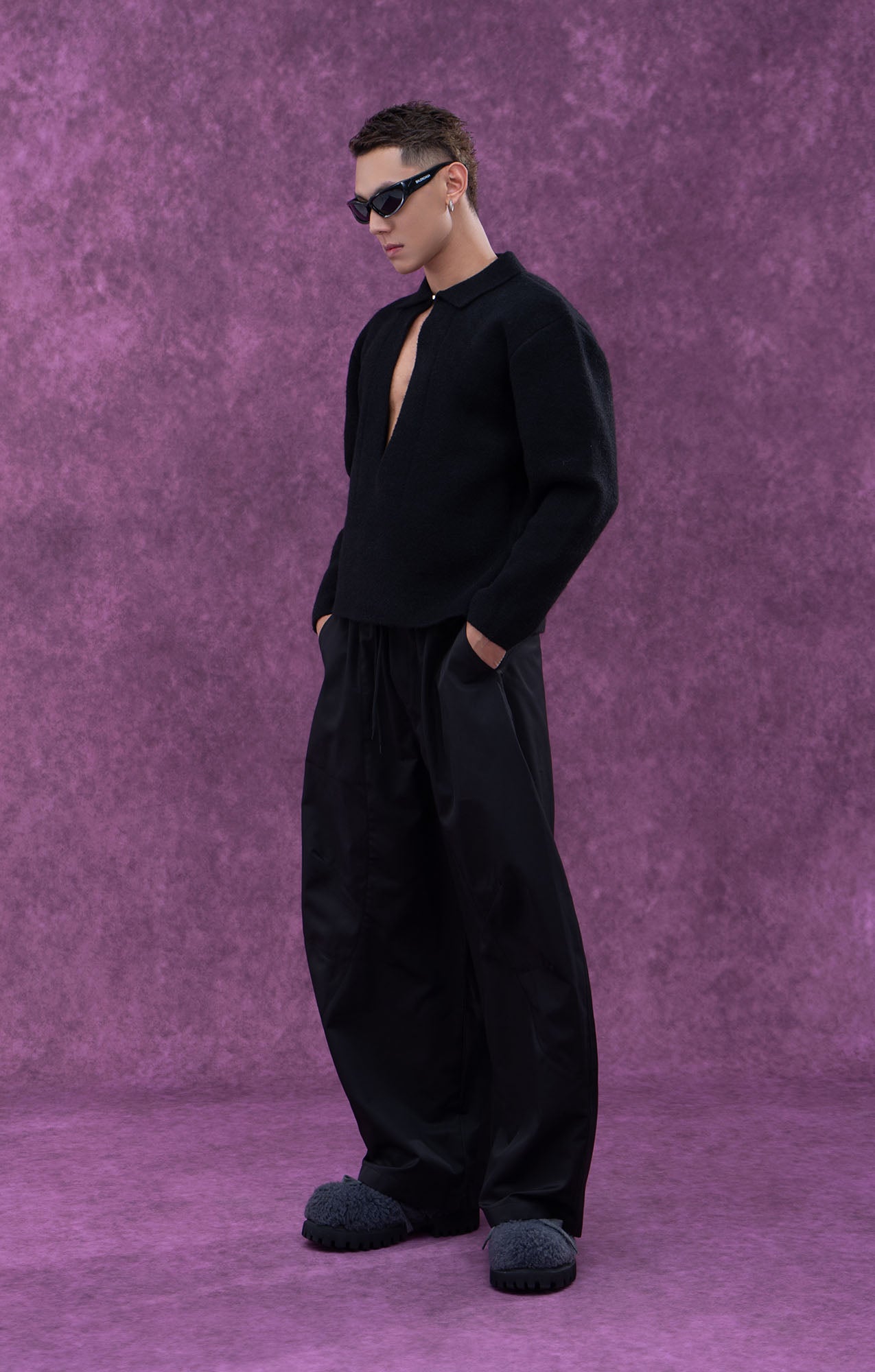 CLP Deep-V Oversized Wool-Blend Pullover