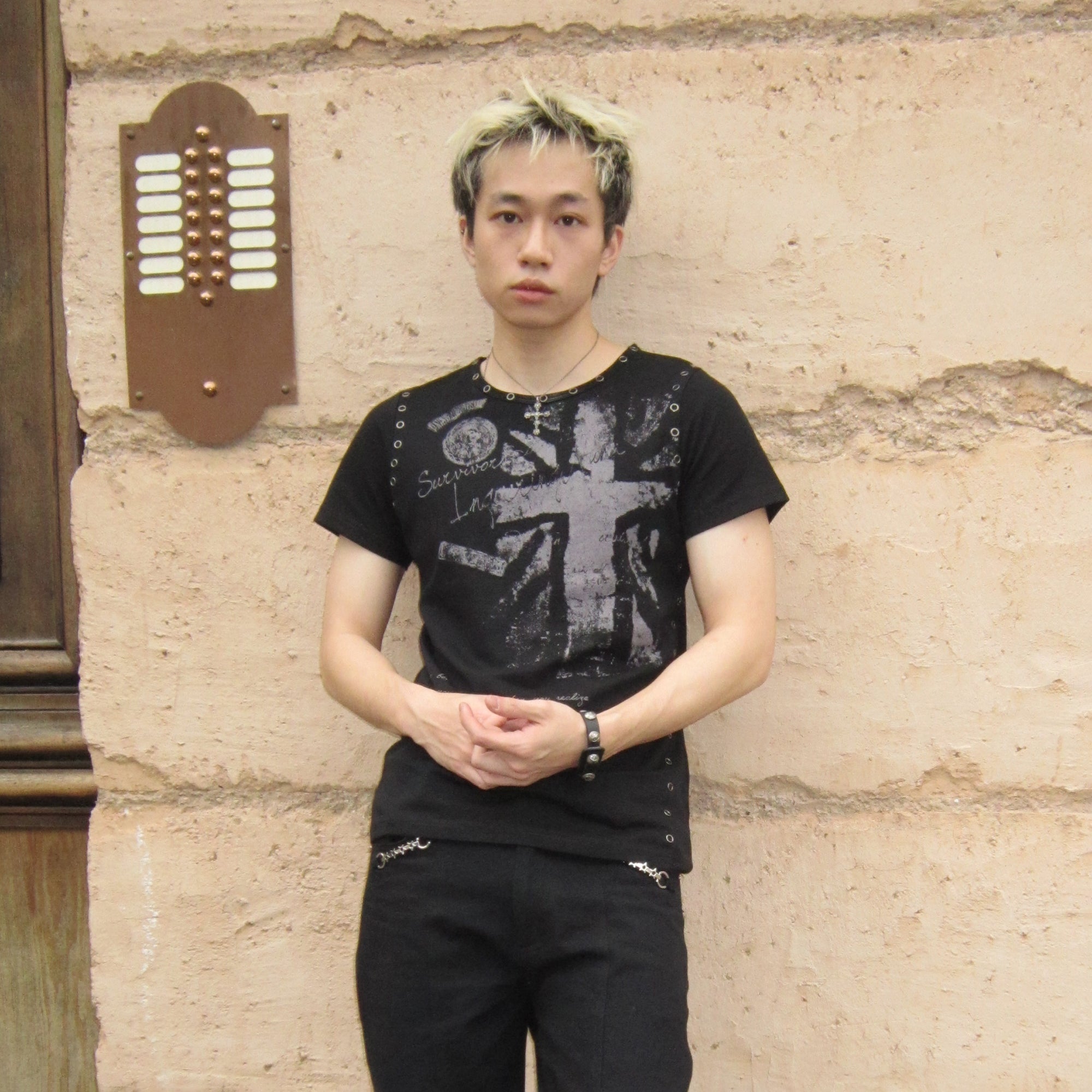 SADSOUP Grommet Graphic Slim Tee