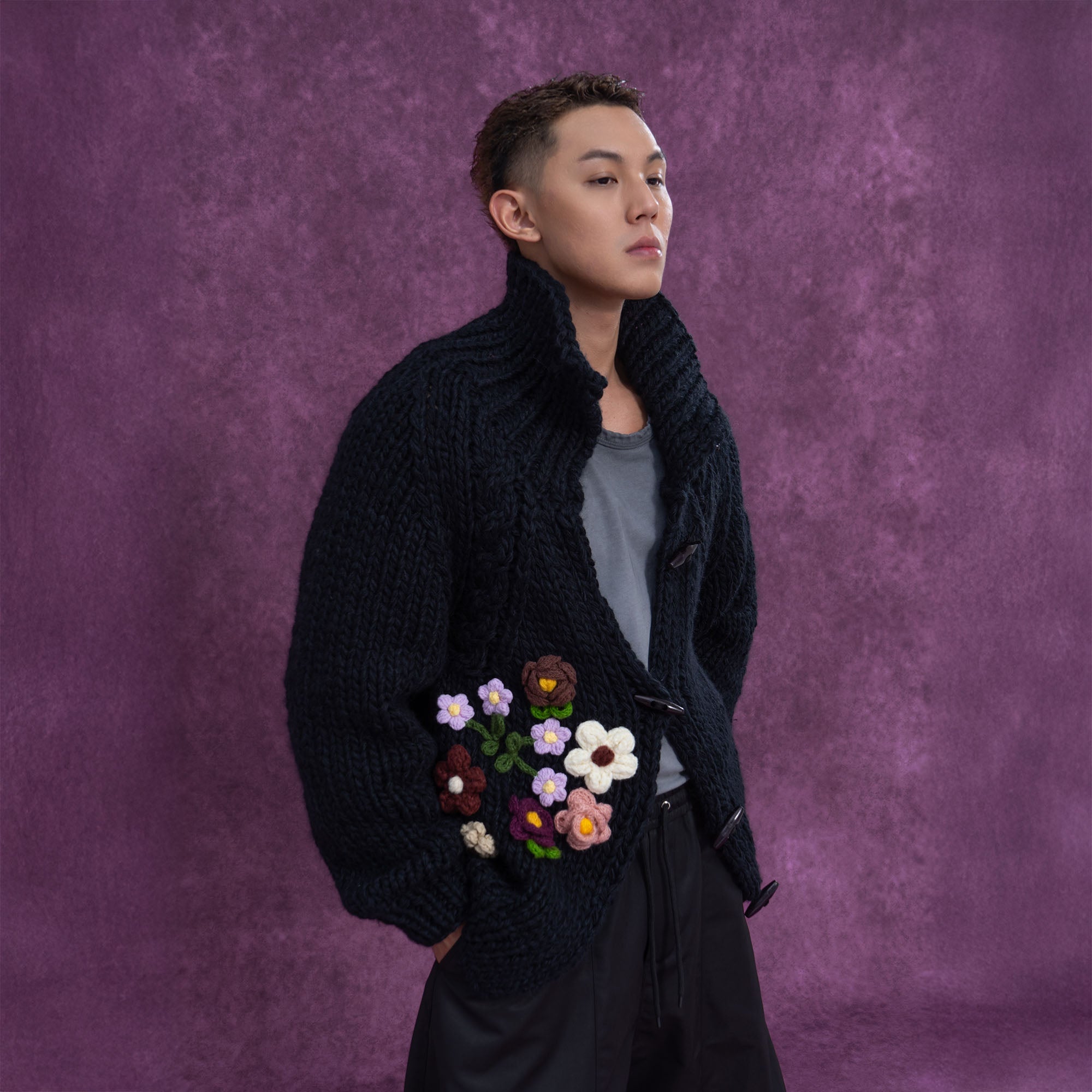 CLP Chunky Bloom Stand-Collar Cardigan