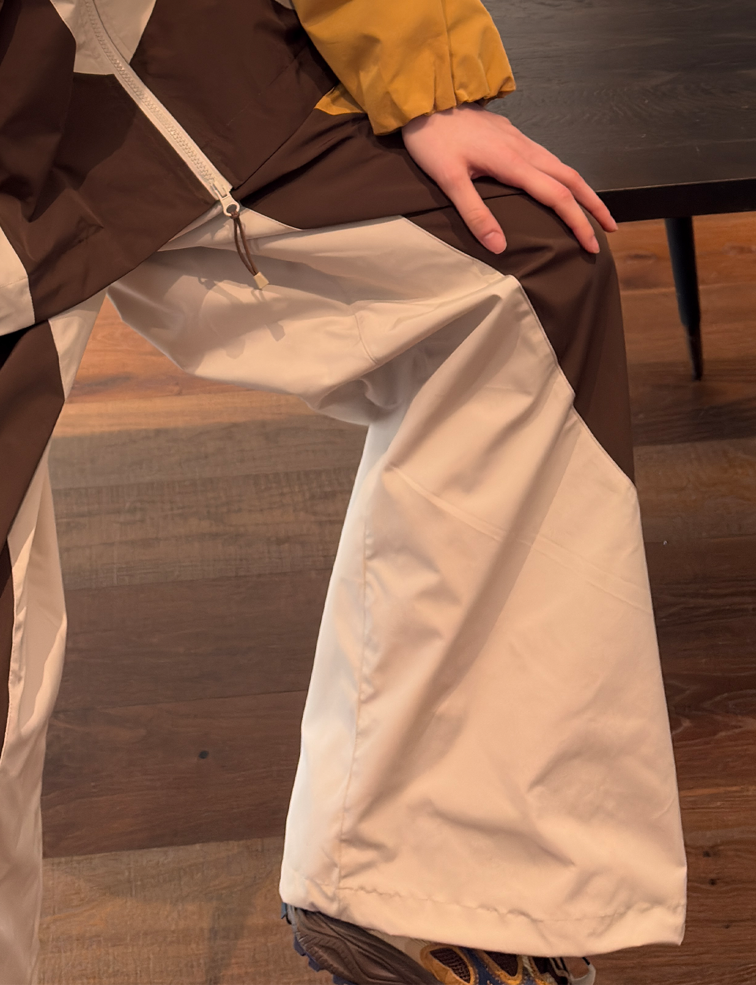 MIICHOUS Contrast Curved Panel Outdoor Pants