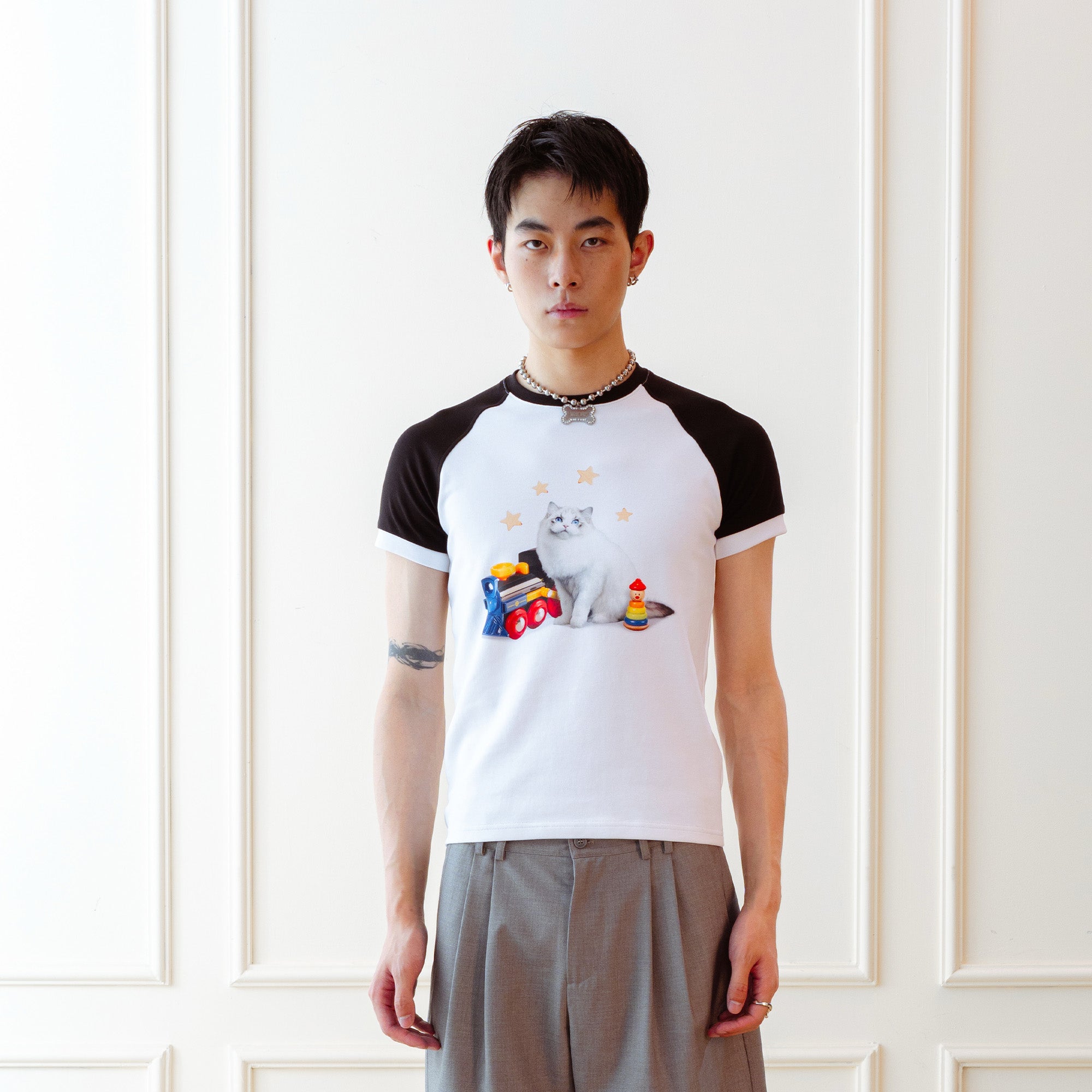KADAKADA Essential Contrast Raglan Kitty Graphic T-Shirt, premium urban and streetwear designers apparel on PROJECTISR.com, KADAKADA