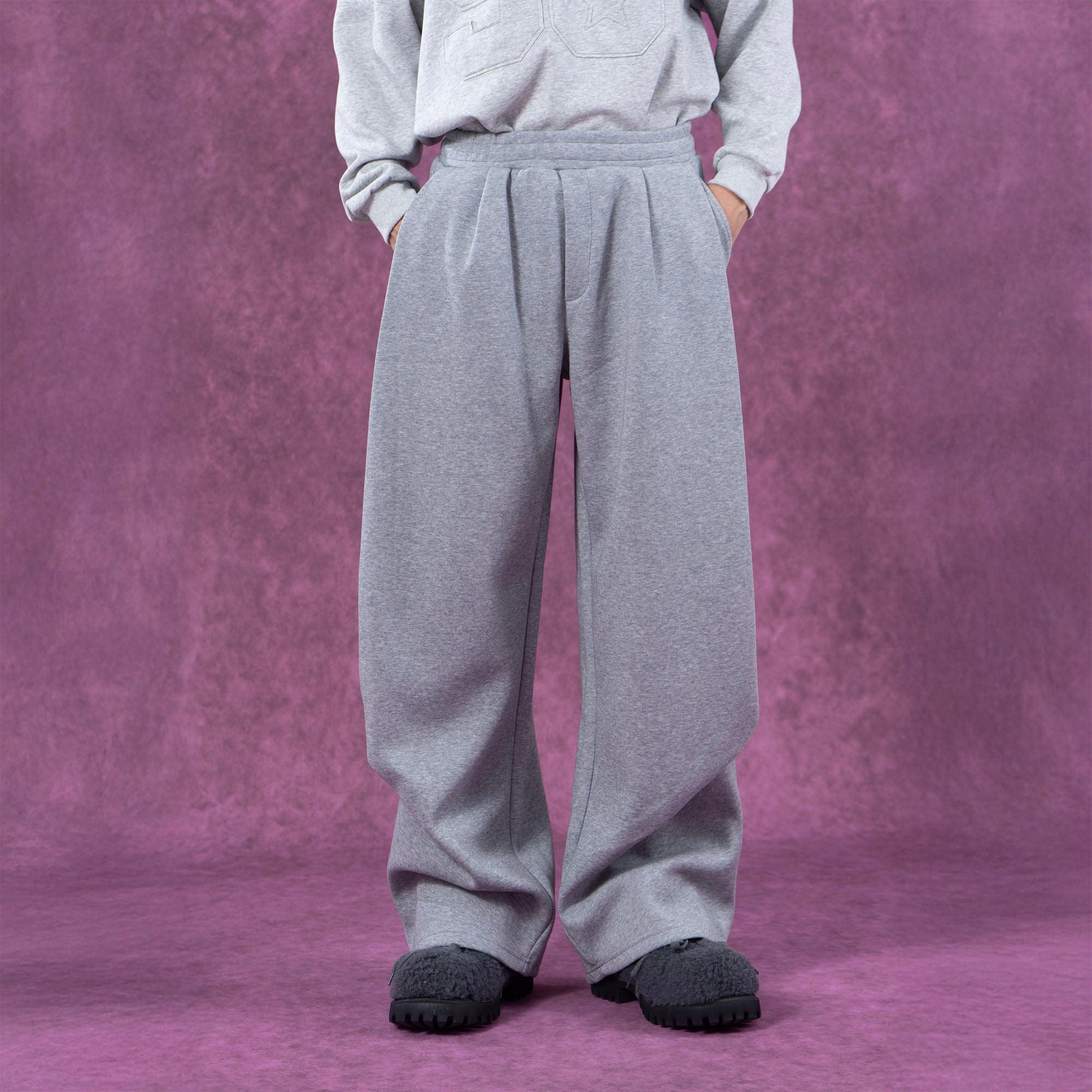 CLP Pleated Wide-Leg Sweatpants