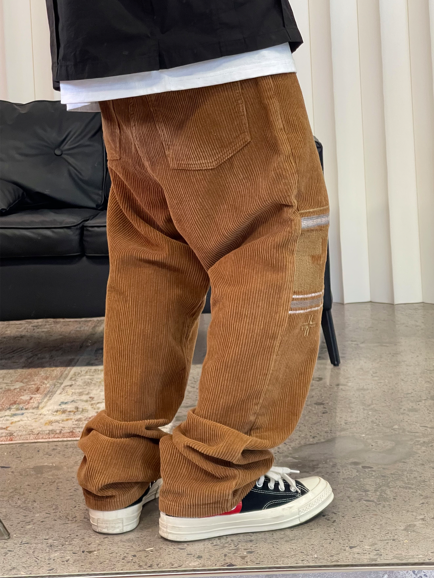 ME DA IGUAL Embroidered Corduroy Straight-Leg Pants