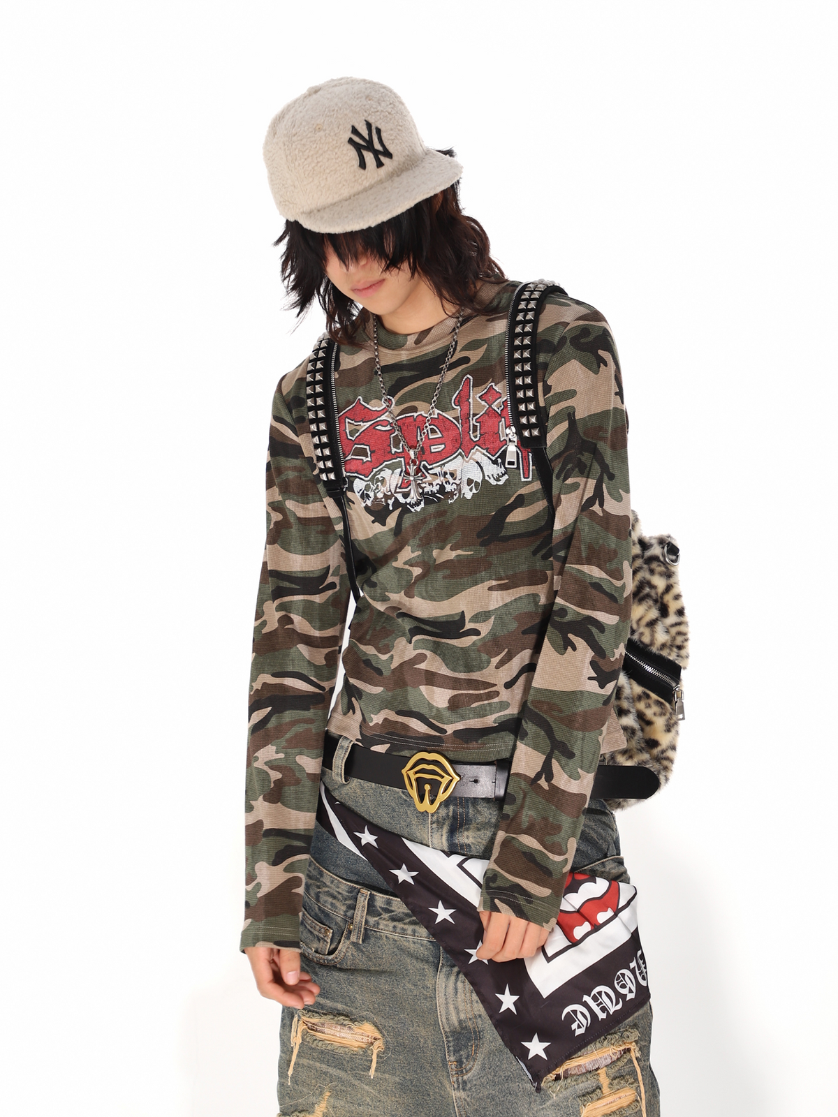 THEWET Camo Skull Graphic Waffle Long-Sleeve Tee