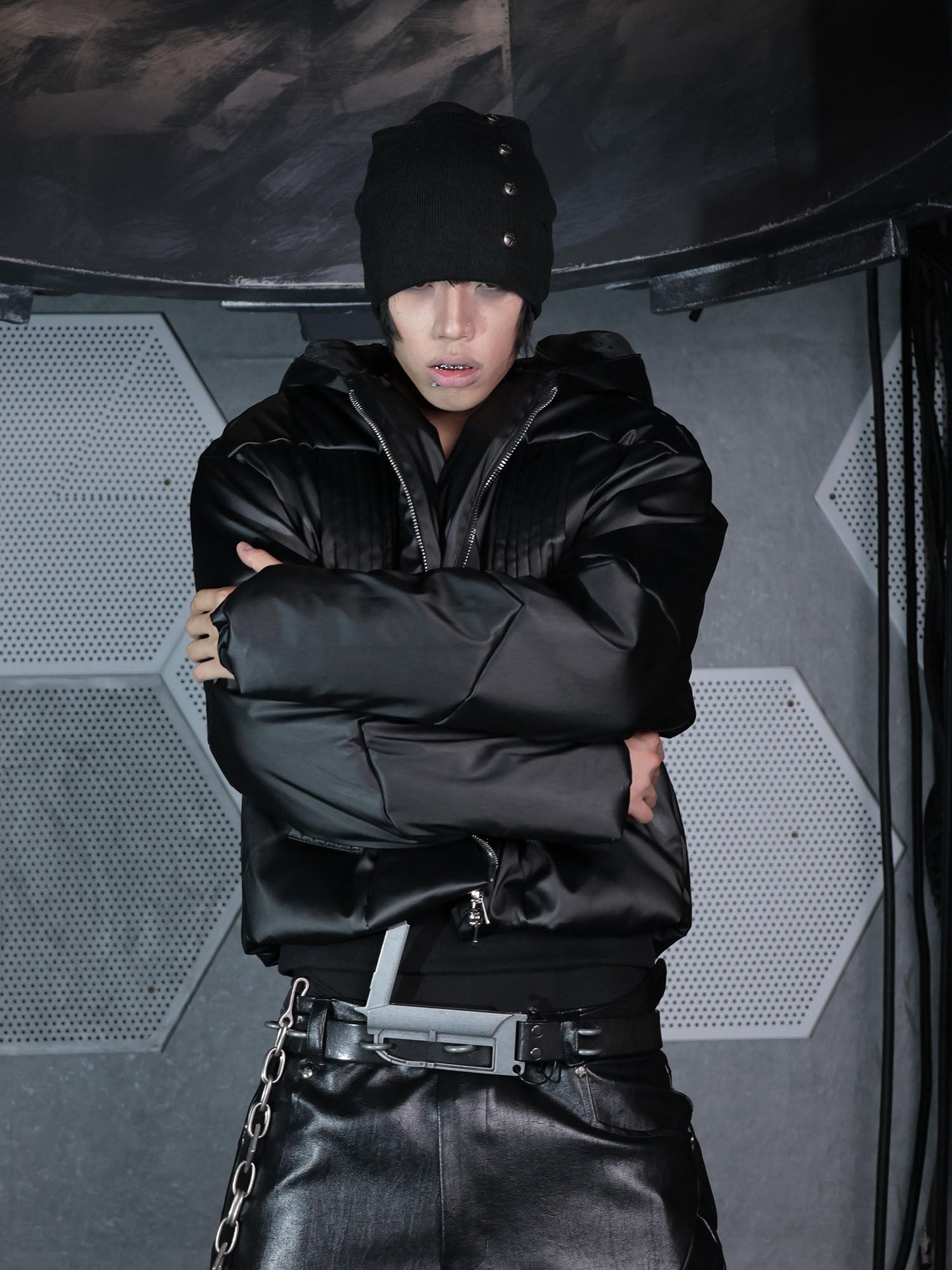 SSIN7 Tactical Padded Armor Hooded Jacket