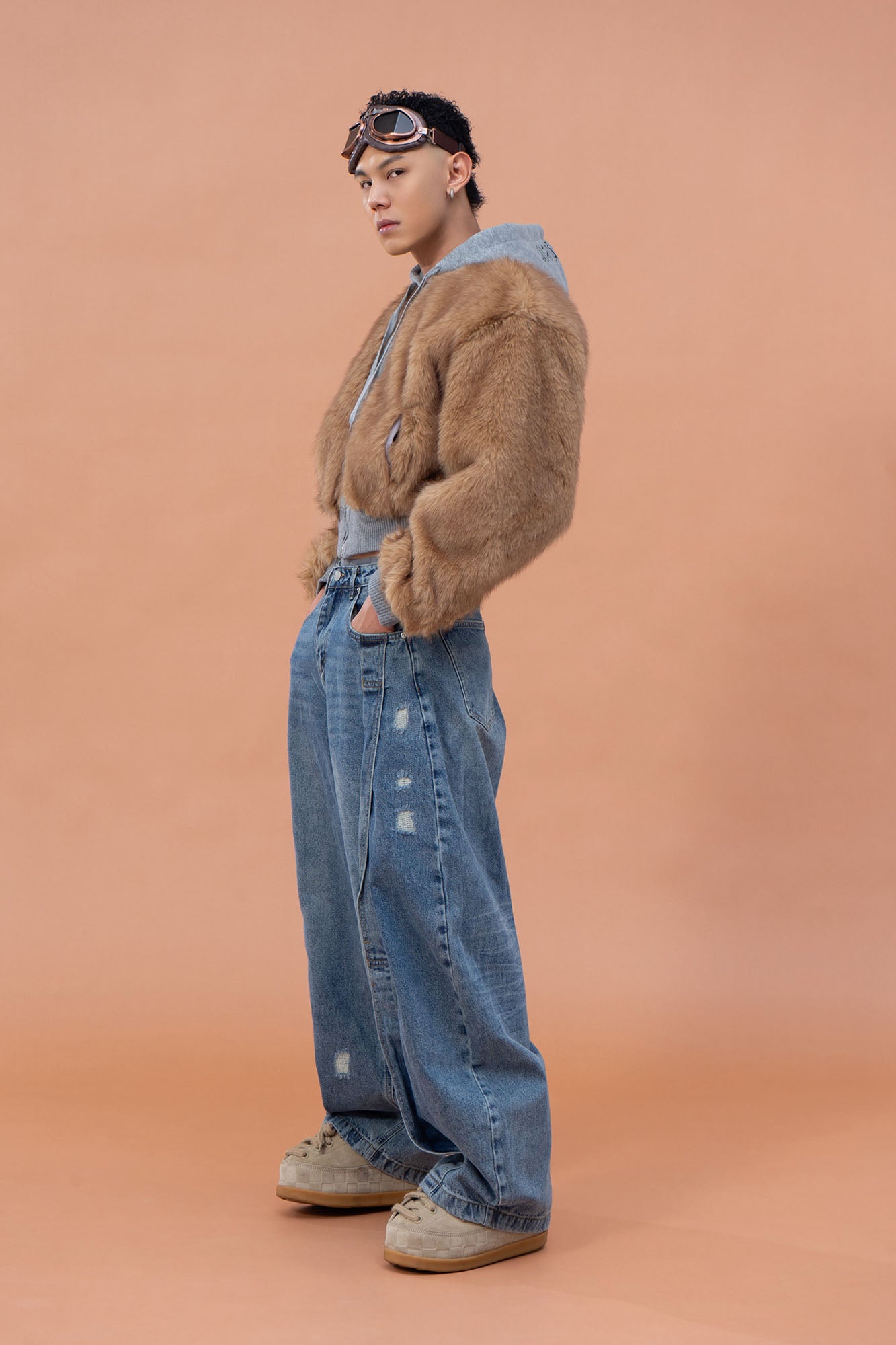 CLP Pleated Knee Wide-Leg Denim Pants