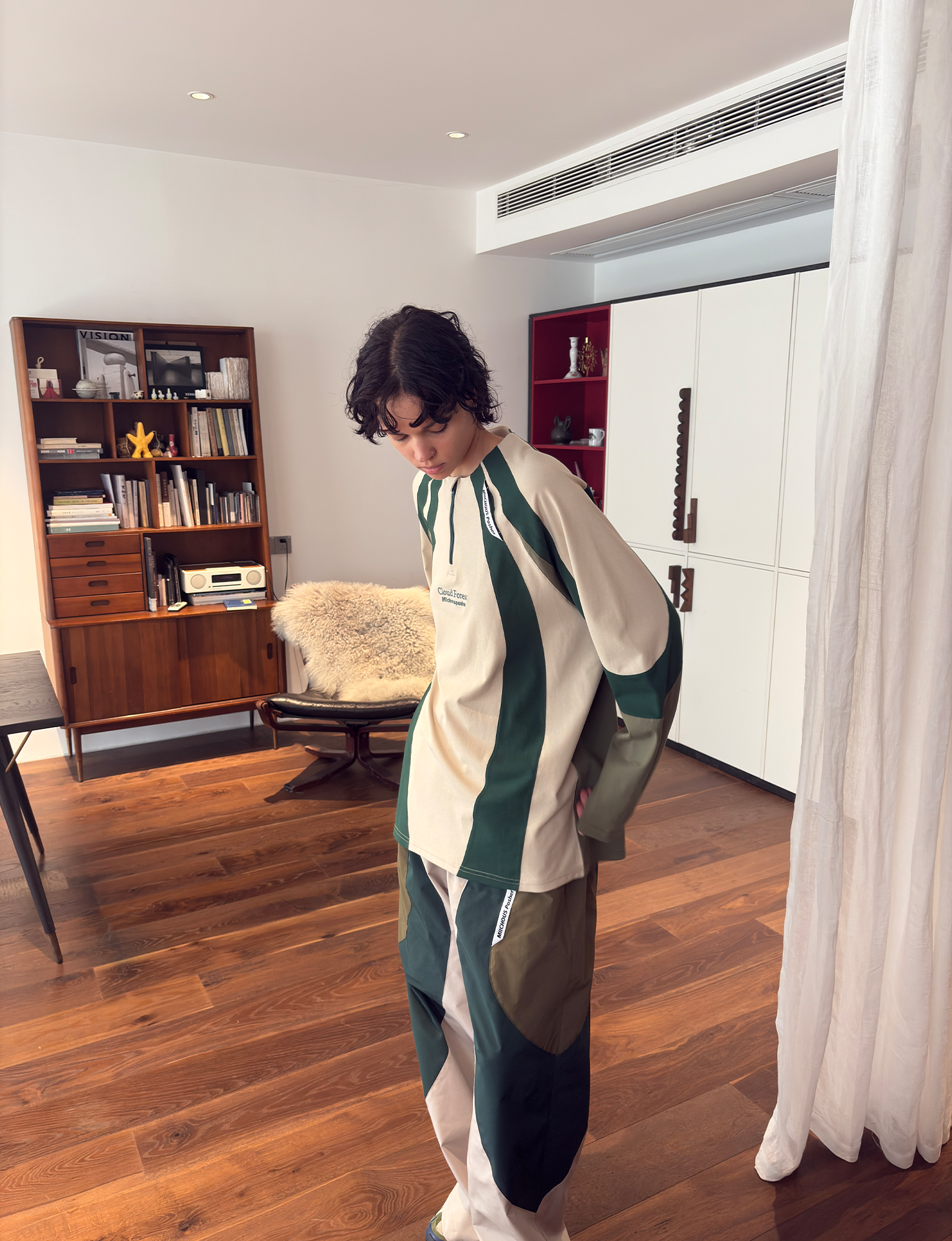 MIICHOUS Contrast Panel UV-Protection Long-Sleeve Tee